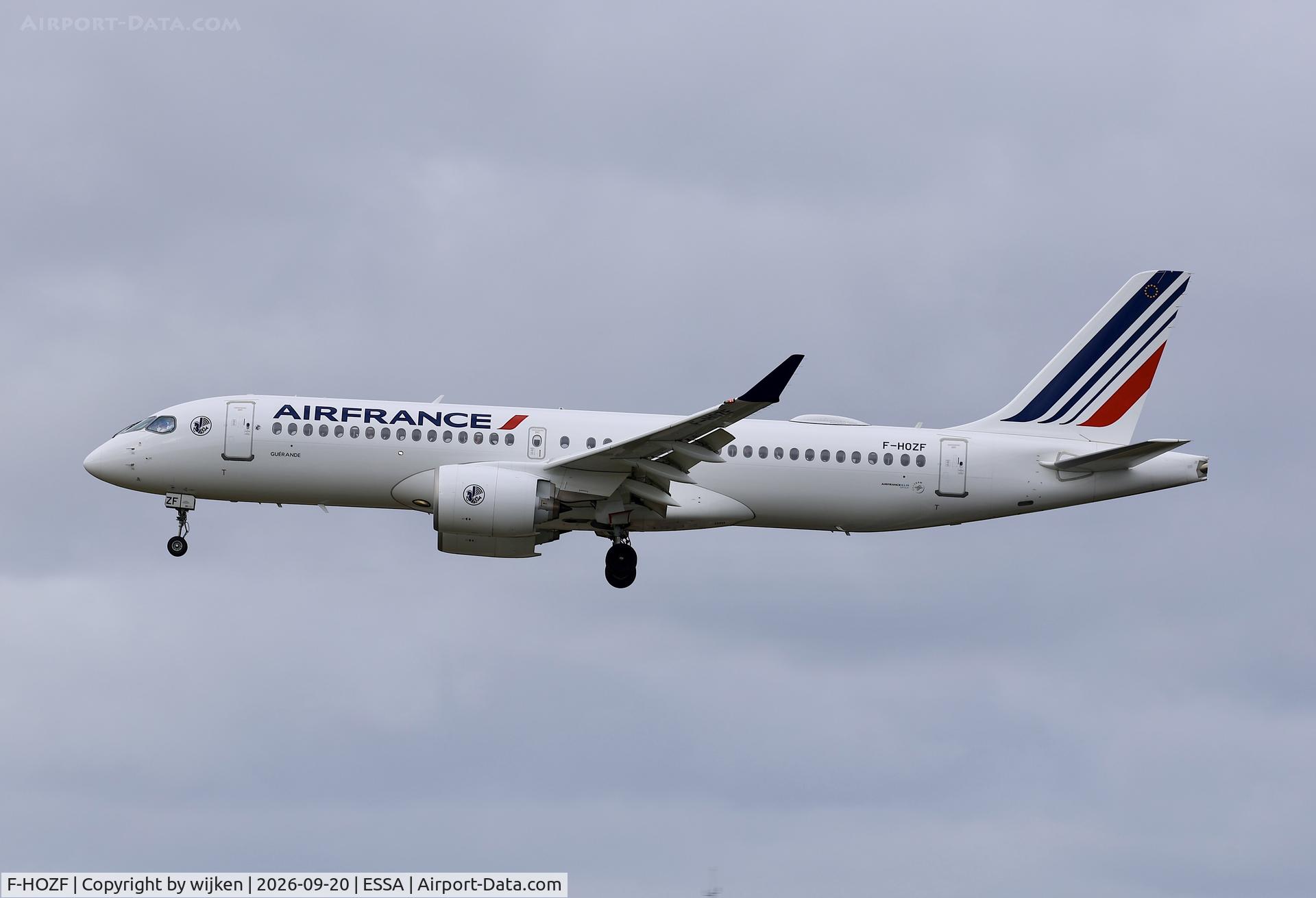 Aircraft F-HOZF, 2026 Airbus A220-300, c/n 55438, Rwy 19L, at ESSA, photo by wijken