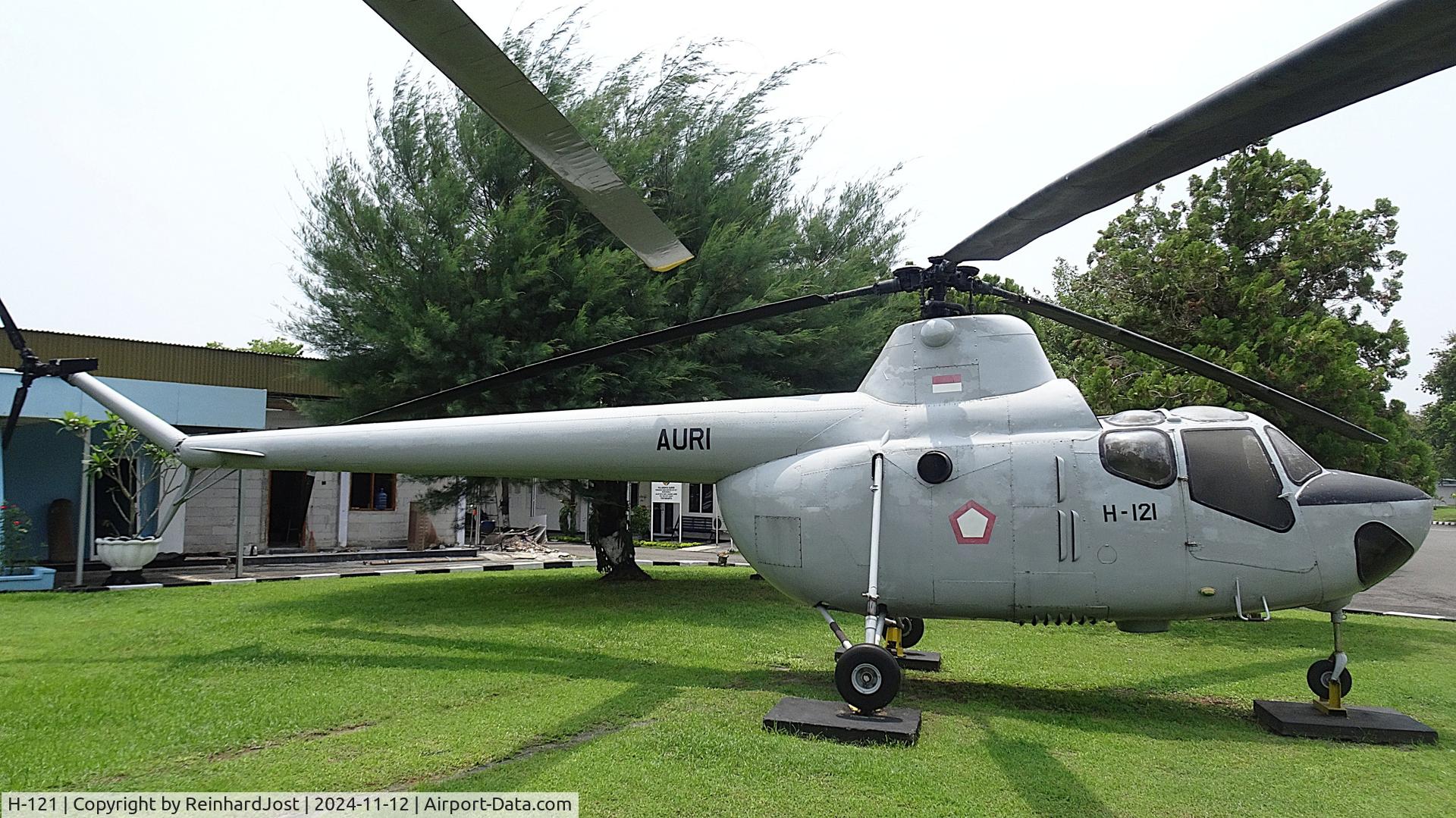 Aircraft H-121, PZL-Swidnik SM-1, c/n unknown, Early Indonesian AF helicopter at the Dirgantara Mandala Museum, Yogyakarta, Indonesia, photo by ReinhardJost