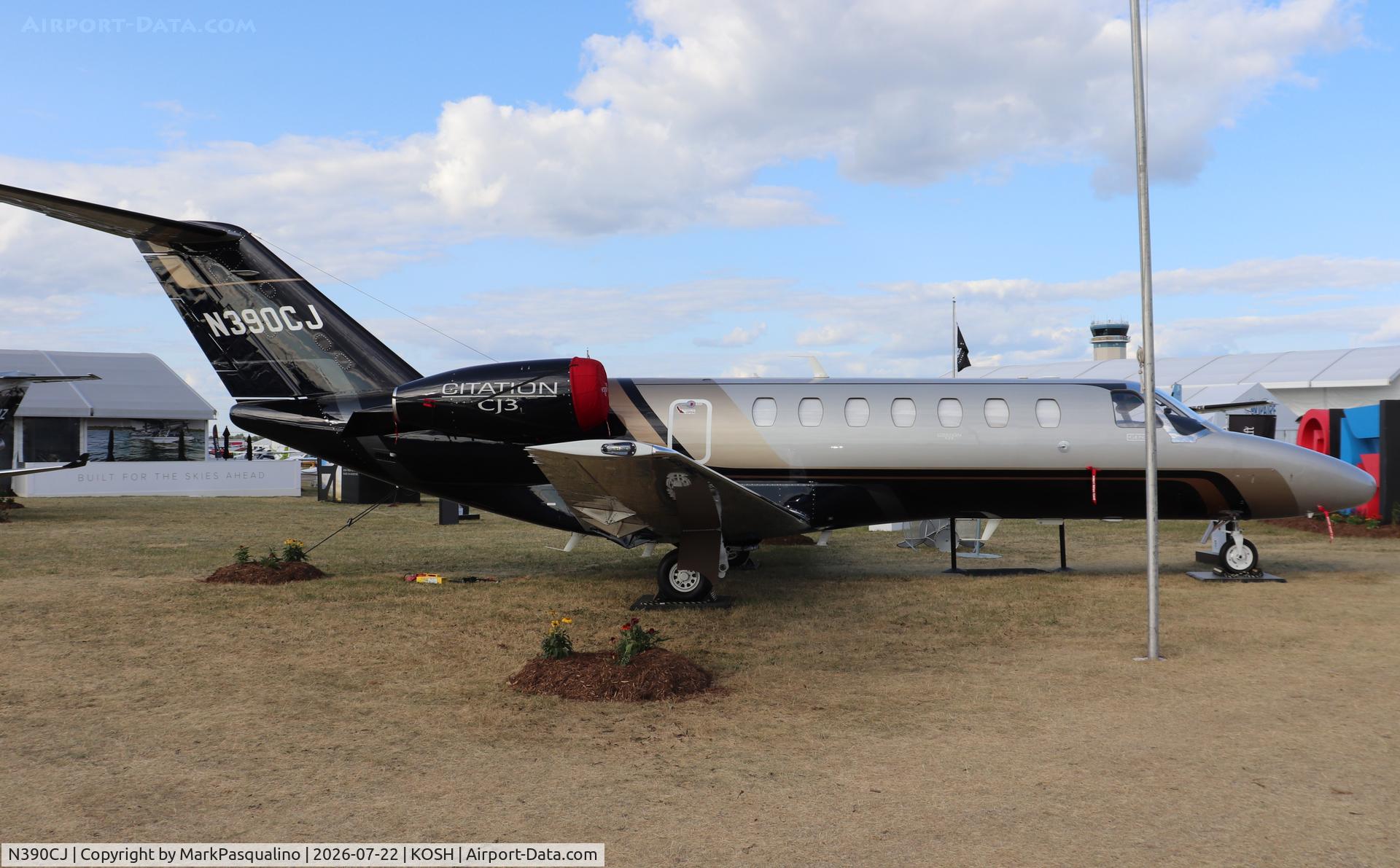 Aircraft N390CJ, 2026 Cessna 525B CitationJet CJ3+, c/n 525B-0900, Cessna 525B CitationJet CJ3+, at KOSH, photo by MarkPasqualino