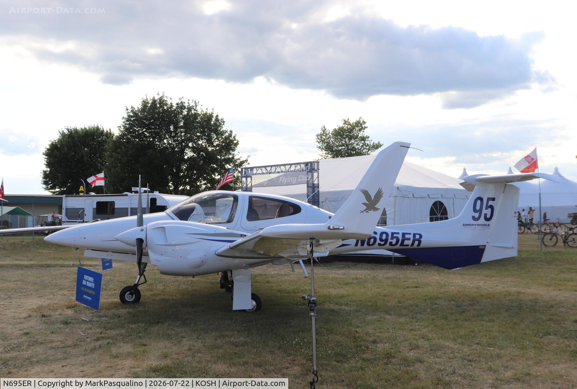 Aircraft N695ER, Diamond DA 42 NG, c/n 42.N622, Diamond DA 42 NG, at KOSH, photo by MarkPasqualino
