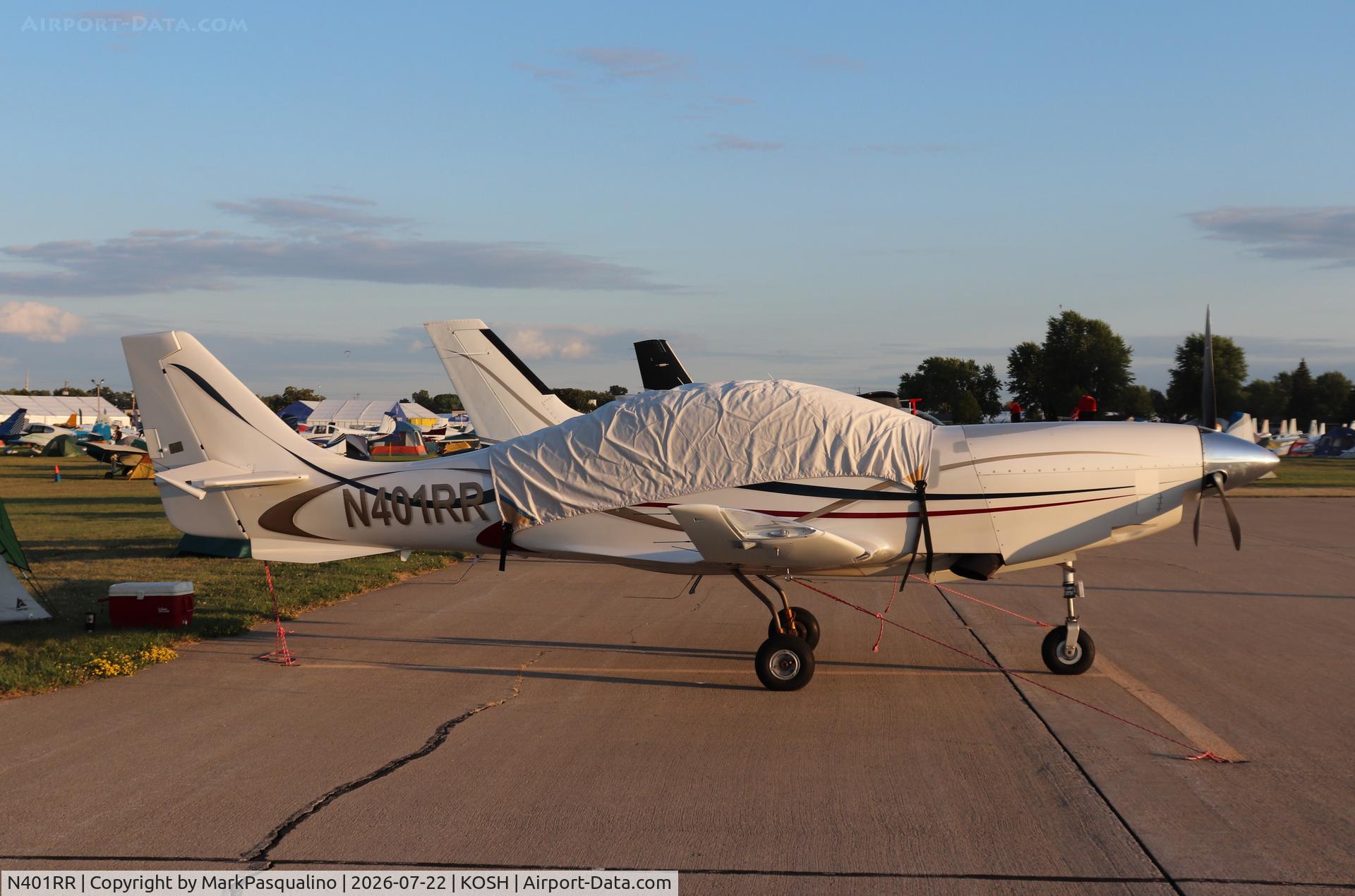 Aircraft N401RR, Lancair IV-P, c/n LIV-486, Lancair IV-P, at KOSH, photo by MarkPasqualino