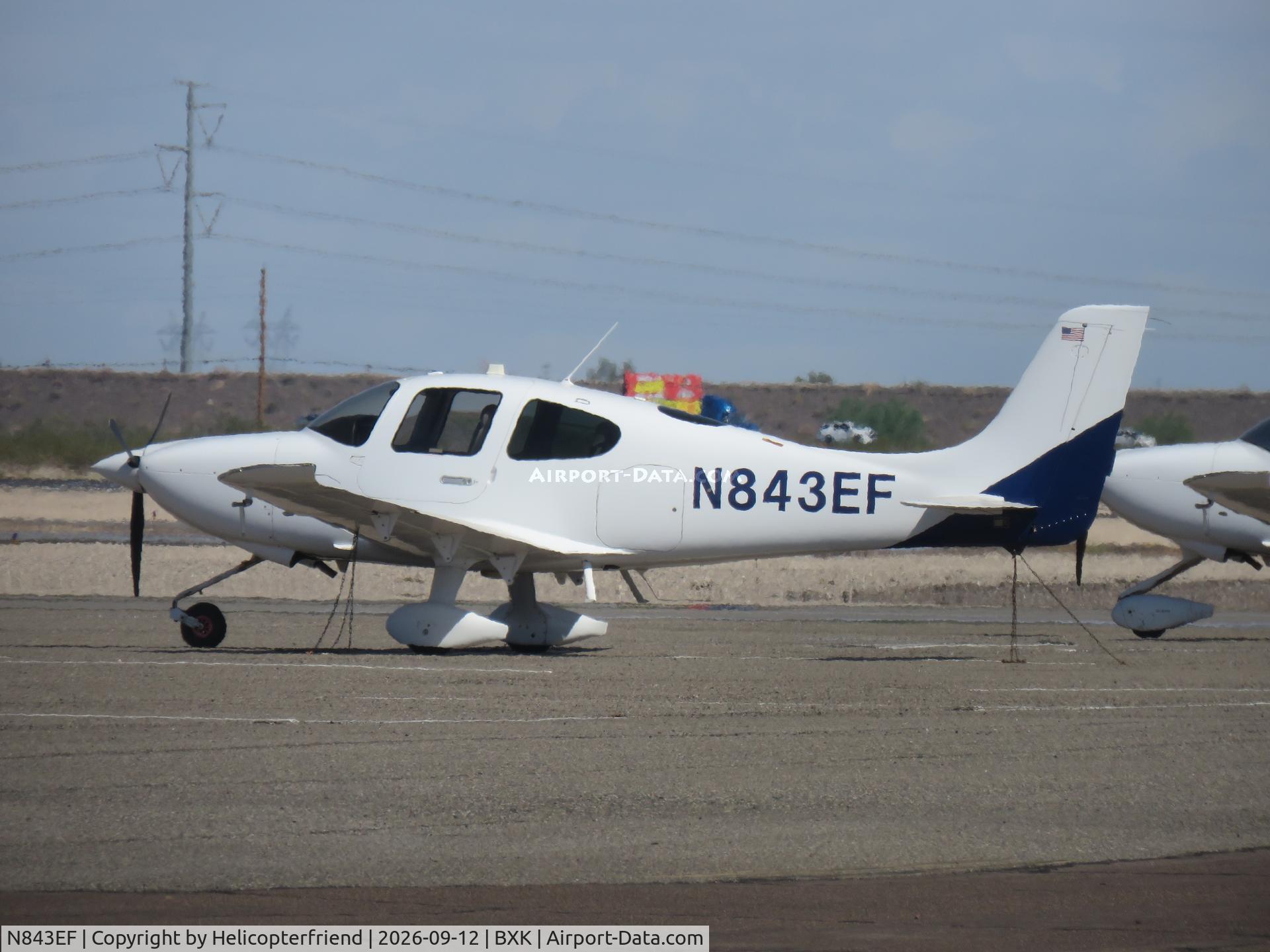 Aircraft N843EF, 2018 Cirrus Design Corp SR20, c/n 2397, Parked, at BXK, photo by Helicopterfriend