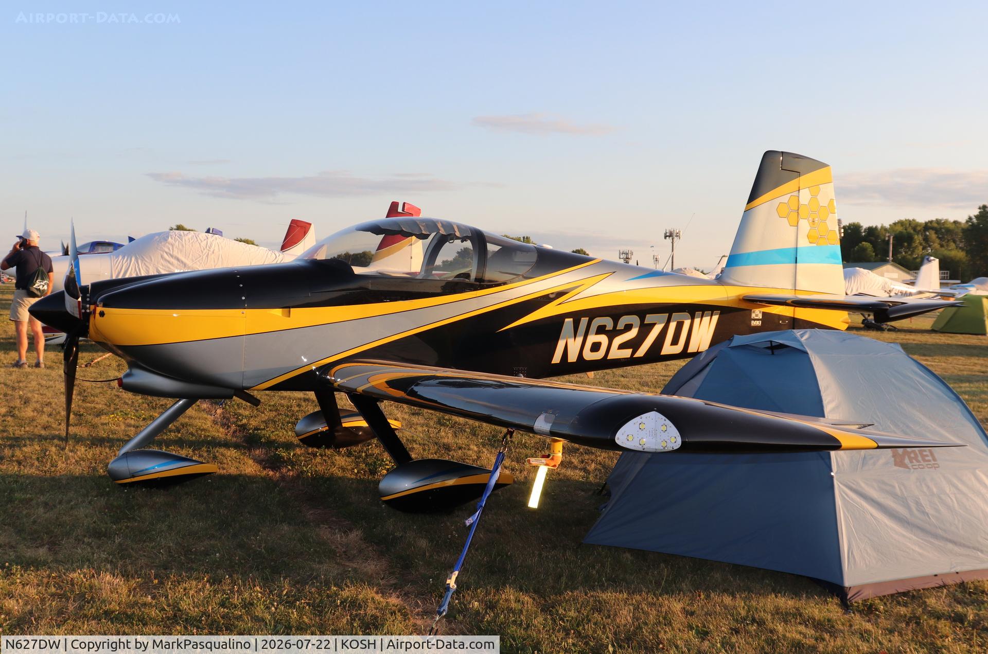 Aircraft N627DW, Vans RV-9A, c/n 91505, Vans RV-9A, at KOSH, photo by MarkPasqualino
