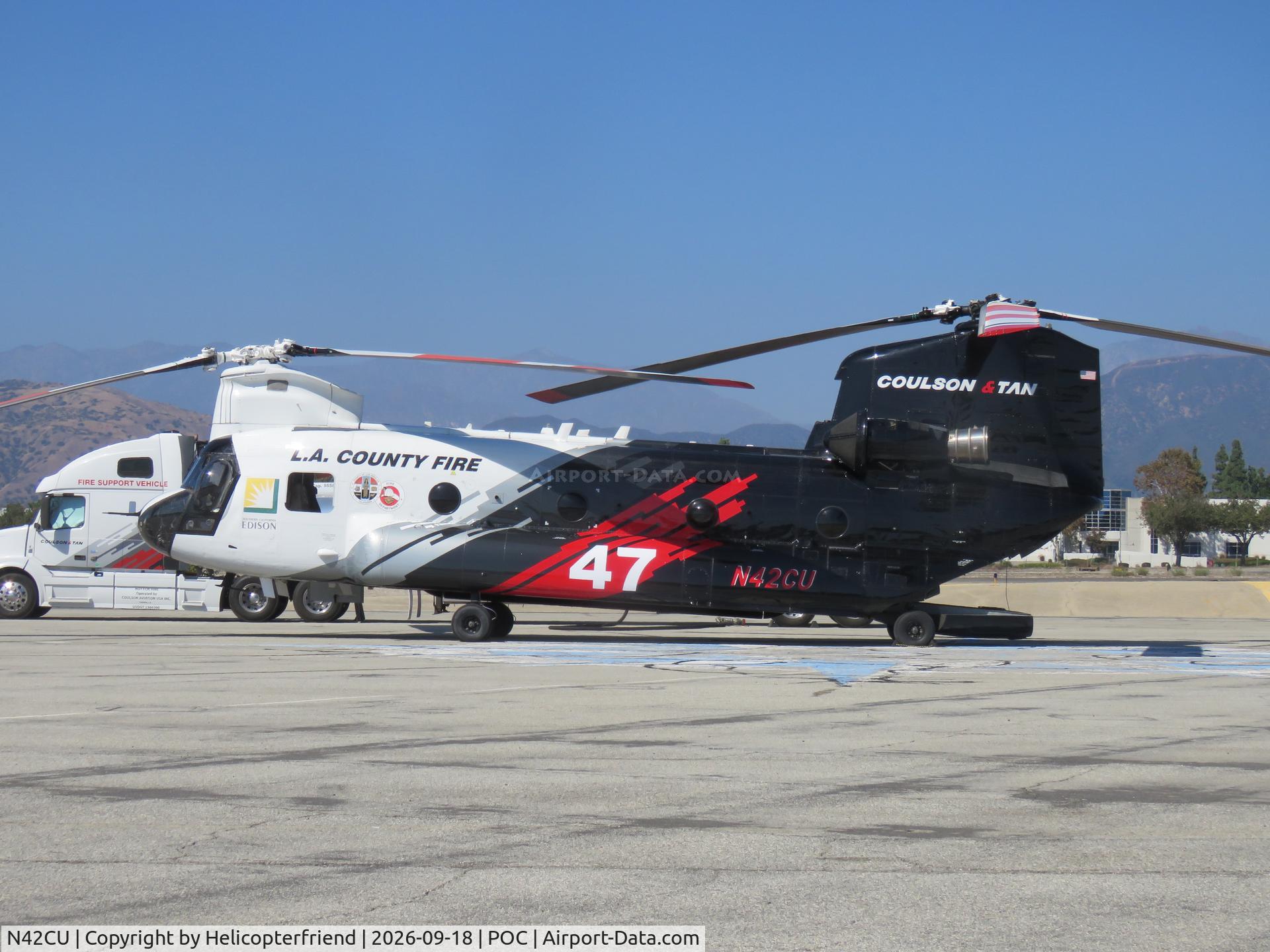 Aircraft N42CU, 1992 Boeing Vertol CH-47D Chinook, c/n M.3419, Parked and ready to go, at POC, photo by Helicopterfriend