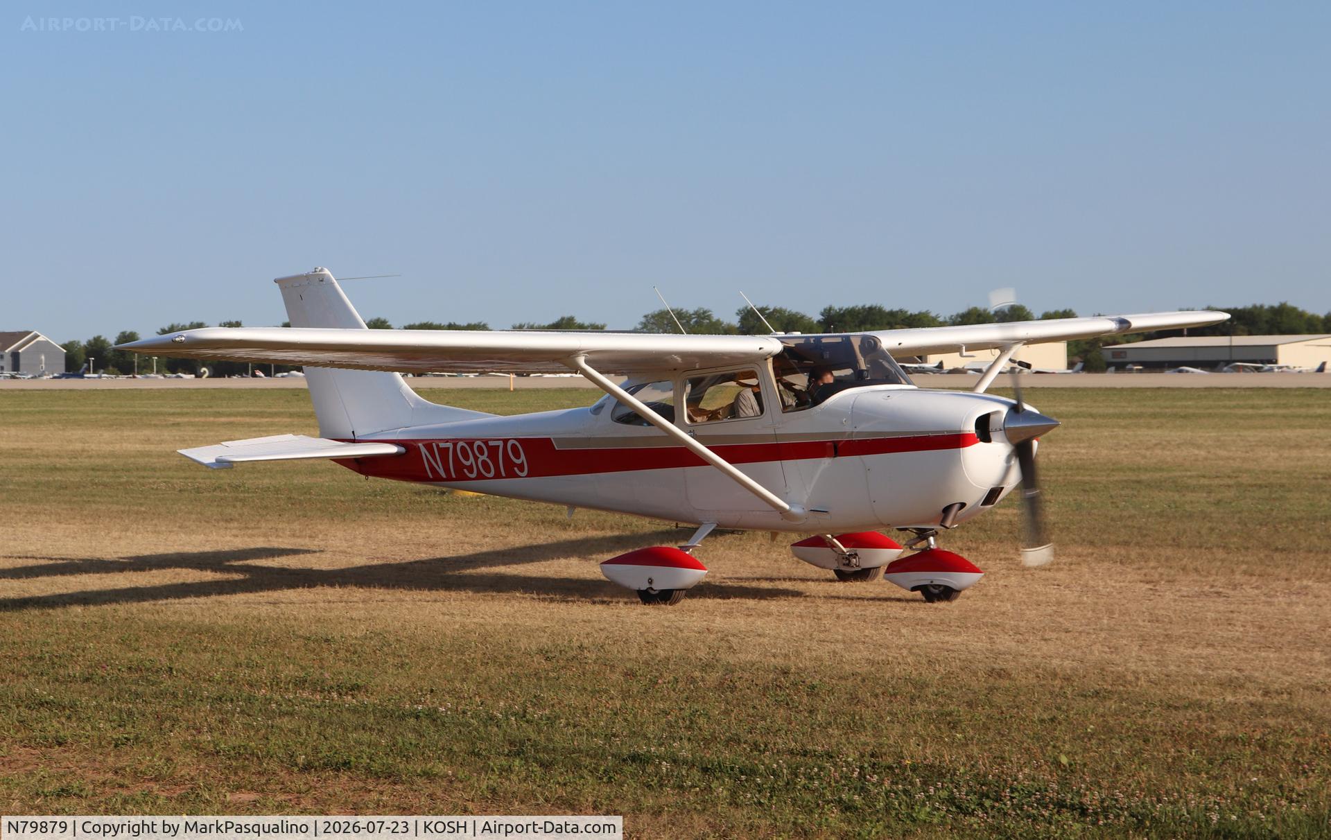 Aircraft N79879, 1969 Cessna 172K Skyhawk, c/n 17258214, Cessna 172K, at KOSH, photo by MarkPasqualino