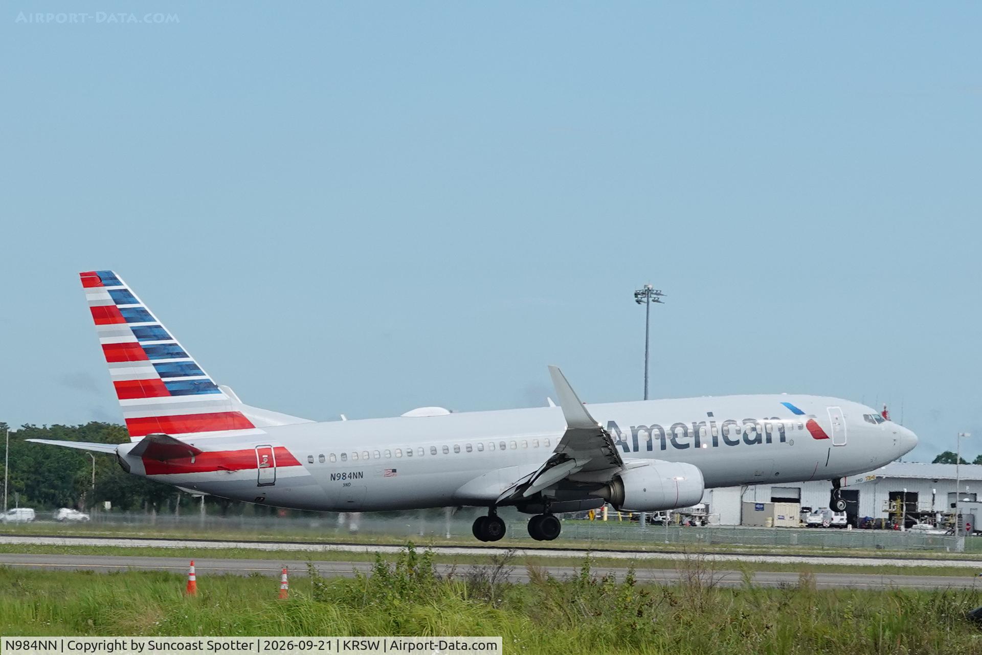 Aircraft N984NN, 2015 Boeing 737-823, c/n 31234 l/n 5727, American 1781 arrives at Southwest Florida International Airport following flight from Charlotte-Douglas International Airport, at KRSW, photo by Suncoast Spotter
