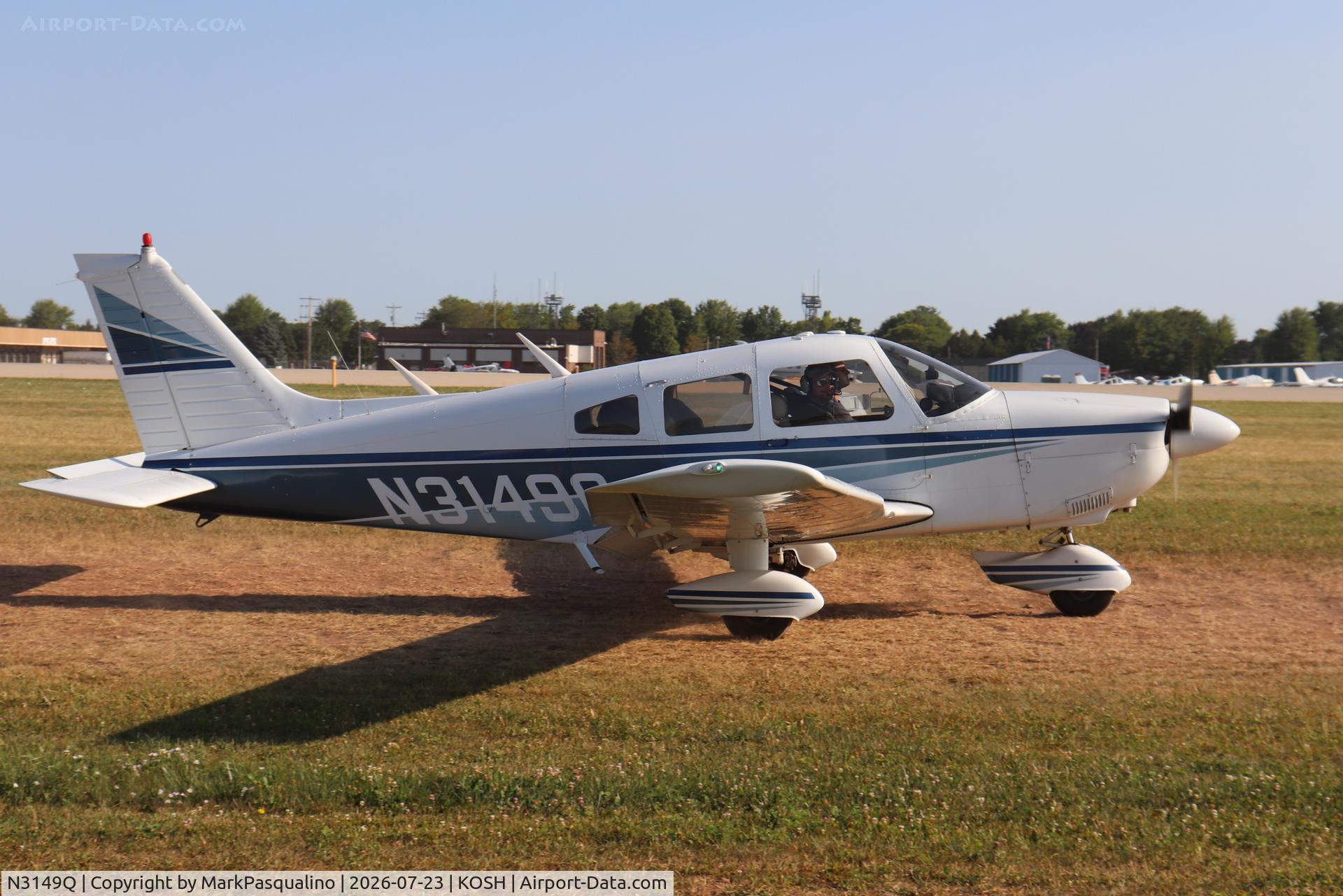 Aircraft N3149Q, 1977 Piper PA-28-181, c/n 28-7790439, Piper PA-28-181, at KOSH, photo by MarkPasqualino