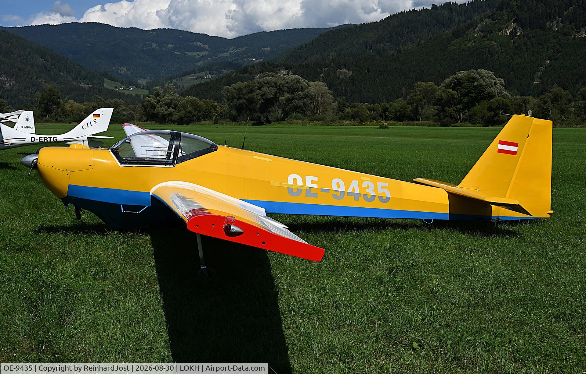 Aircraft OE-9435, Scheibe SF-25C Falke, c/n 44415, Visiting Friesach-Hirt during the Flugplatzfest 2026, at LOKH, photo by ReinhardJost