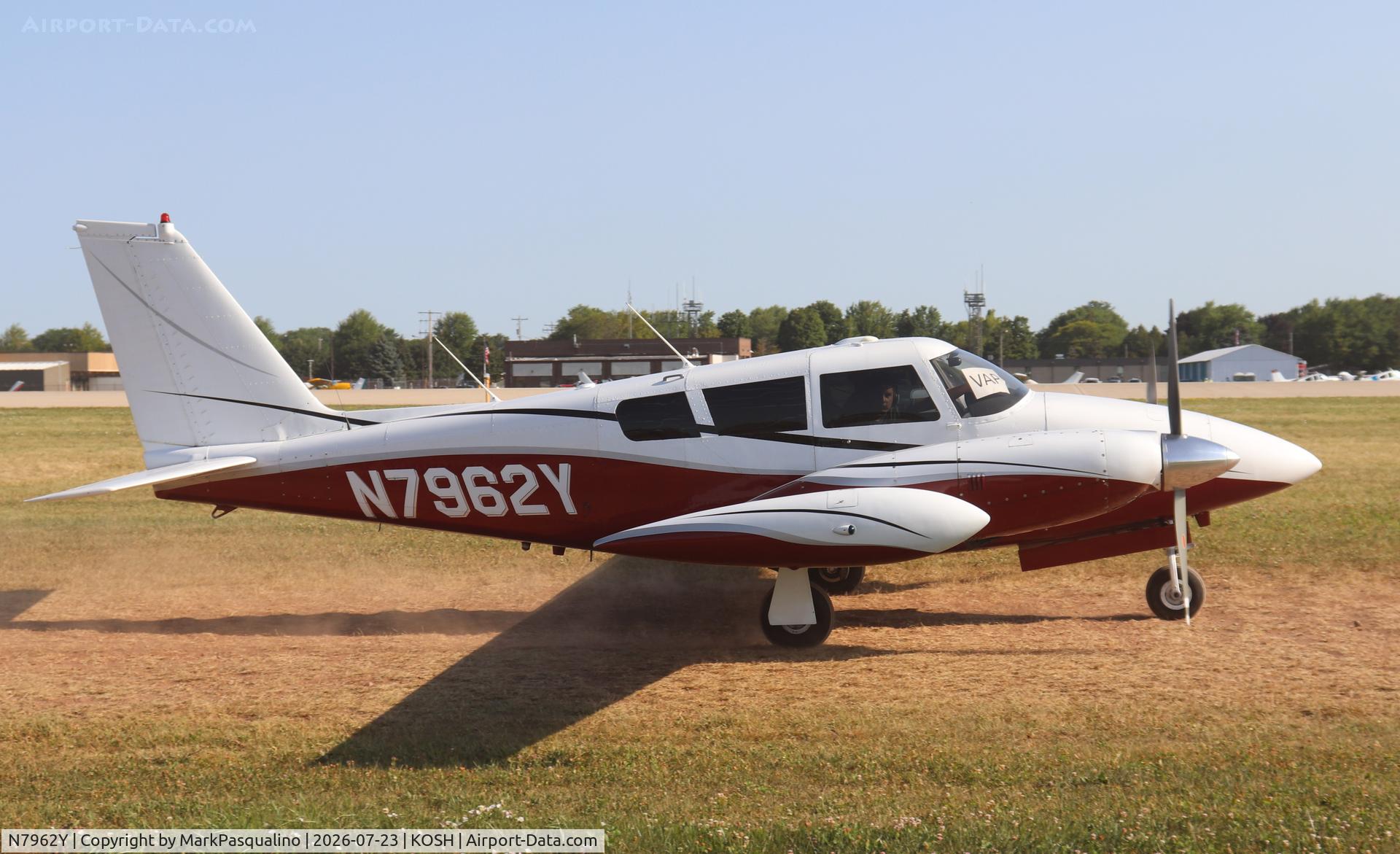 Aircraft N7962Y, 1966 Piper PA-30 Twin Comanche, c/n 30-1060, Piper PA-30, at KOSH, photo by MarkPasqualino