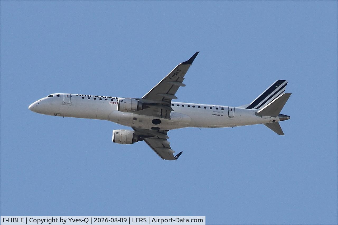 Aircraft F-HBLE, 2007 Embraer 190LR (ERJ-190-100LR), c/n 19000123, Embraer 190LR, Climbing from rwy 03, Nantes-Atlantique airport (LFRS-NTE), at LFRS, photo by Yves-Q