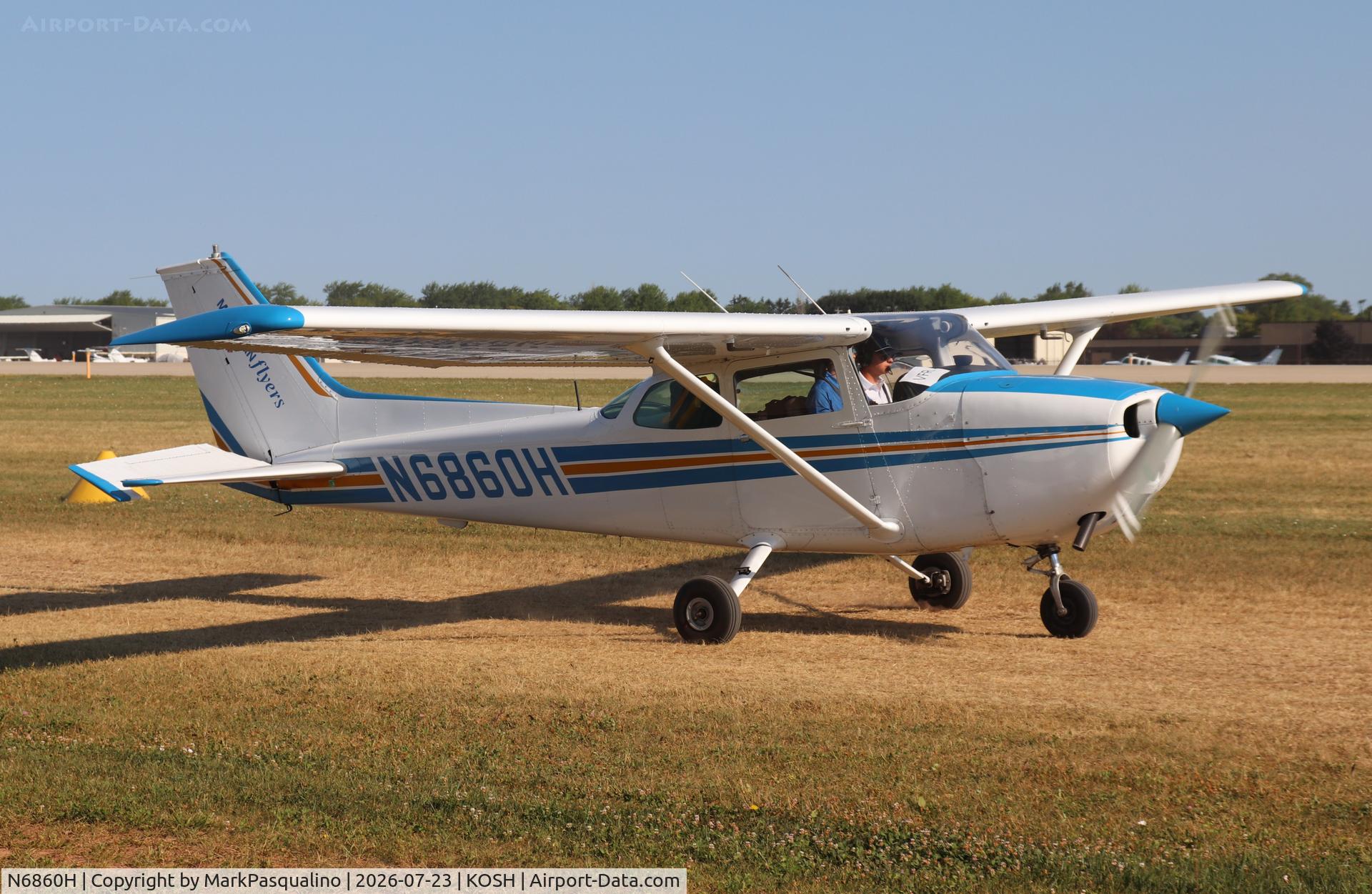 Aircraft N6860H, 1975 Cessna 172M, c/n 17265614, Cessna 172M, at KOSH, photo by MarkPasqualino