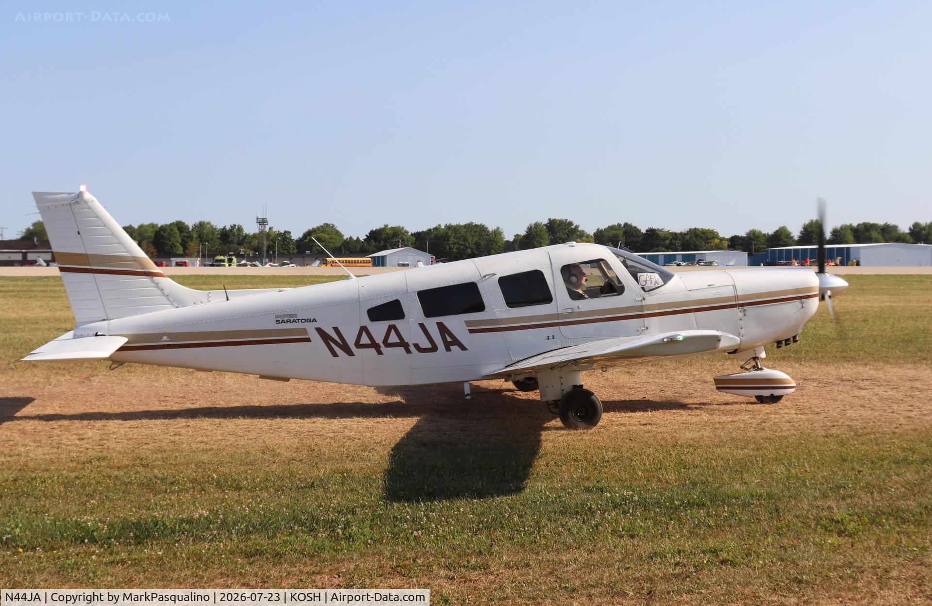Aircraft N44JA, 1975 Piper PA-32-300 Cherokee Six, c/n 32-7540082, Piper PA-32-300, at KOSH, photo by MarkPasqualino