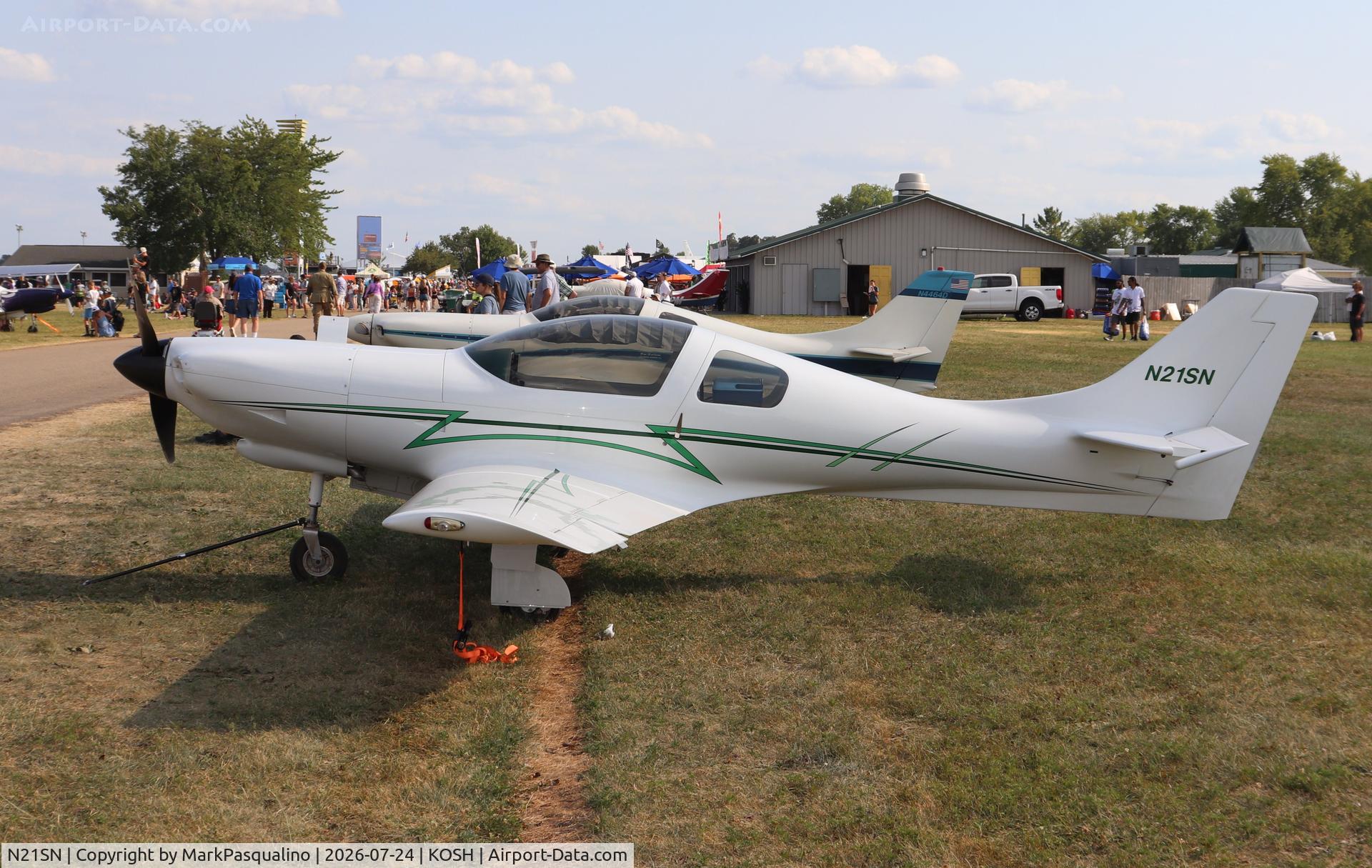 Aircraft N21SN, 1999 Edwards Gary M 235/320, c/n 212, Lancair 235/320, at KOSH, photo by MarkPasqualino