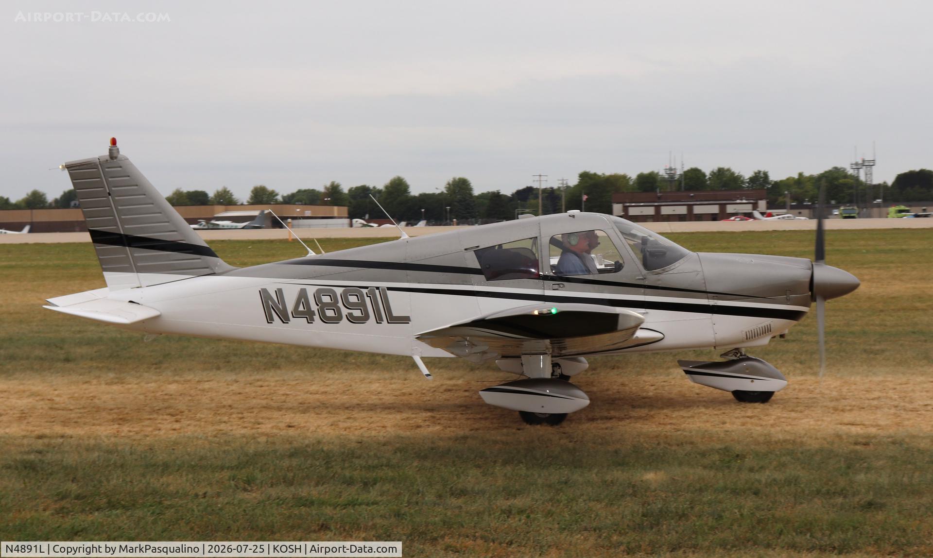 Aircraft N4891L, 1967 Piper PA-28-180, c/n 28-4258, Piper PA-28-180, at KOSH, photo by MarkPasqualino