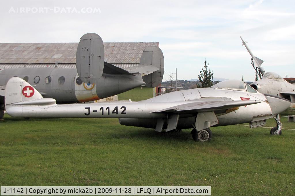 Aircraft J-1142, De Havilland (FFA) Vampire FB.6 (DH-100), c/n 651, Preserved, at LFLQ, photo by micka2b