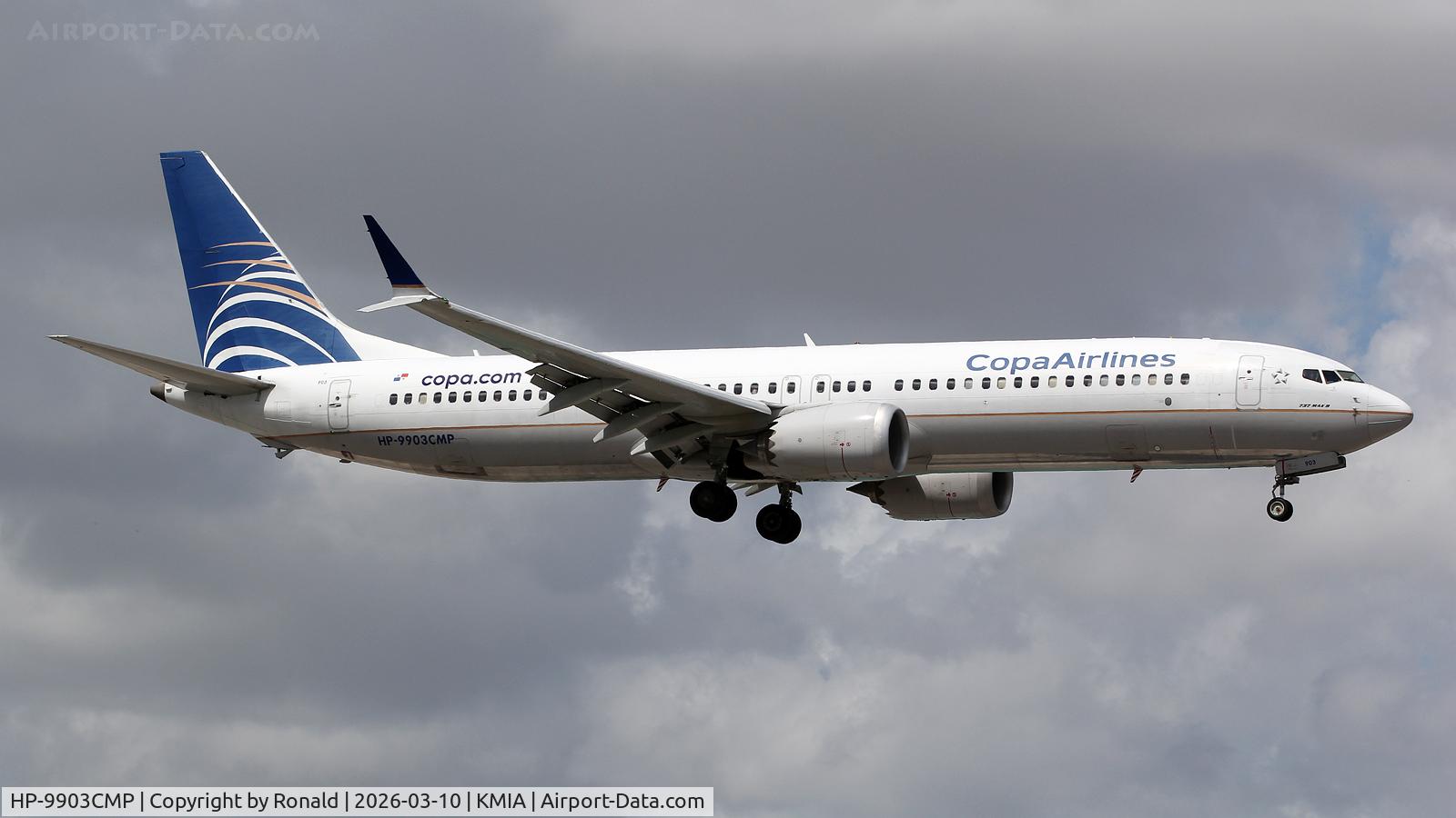 Aircraft HP-9903CMP, 2018 Boeing 737-9 MAX, c/n 44163, at mia, at KMIA, photo by Ronald