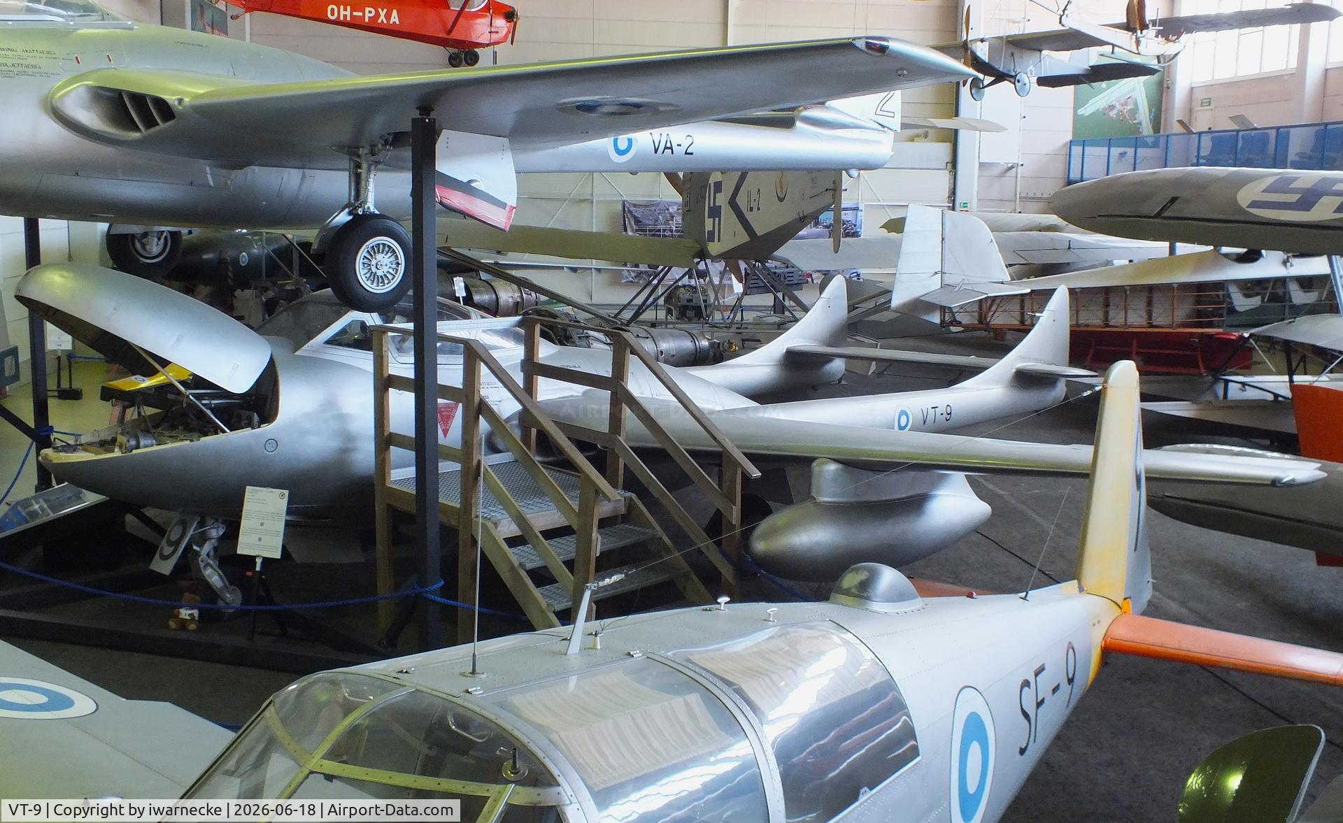 Aircraft VT-9, 1956 De Havilland Vampire T.55, c/n 15720/VT0699, De Havilland D.H.115 Vampire T55 at the Suomen Ilmailumuseo (Finnish Aviation Museum), Vantaa, photo by iwarnecke