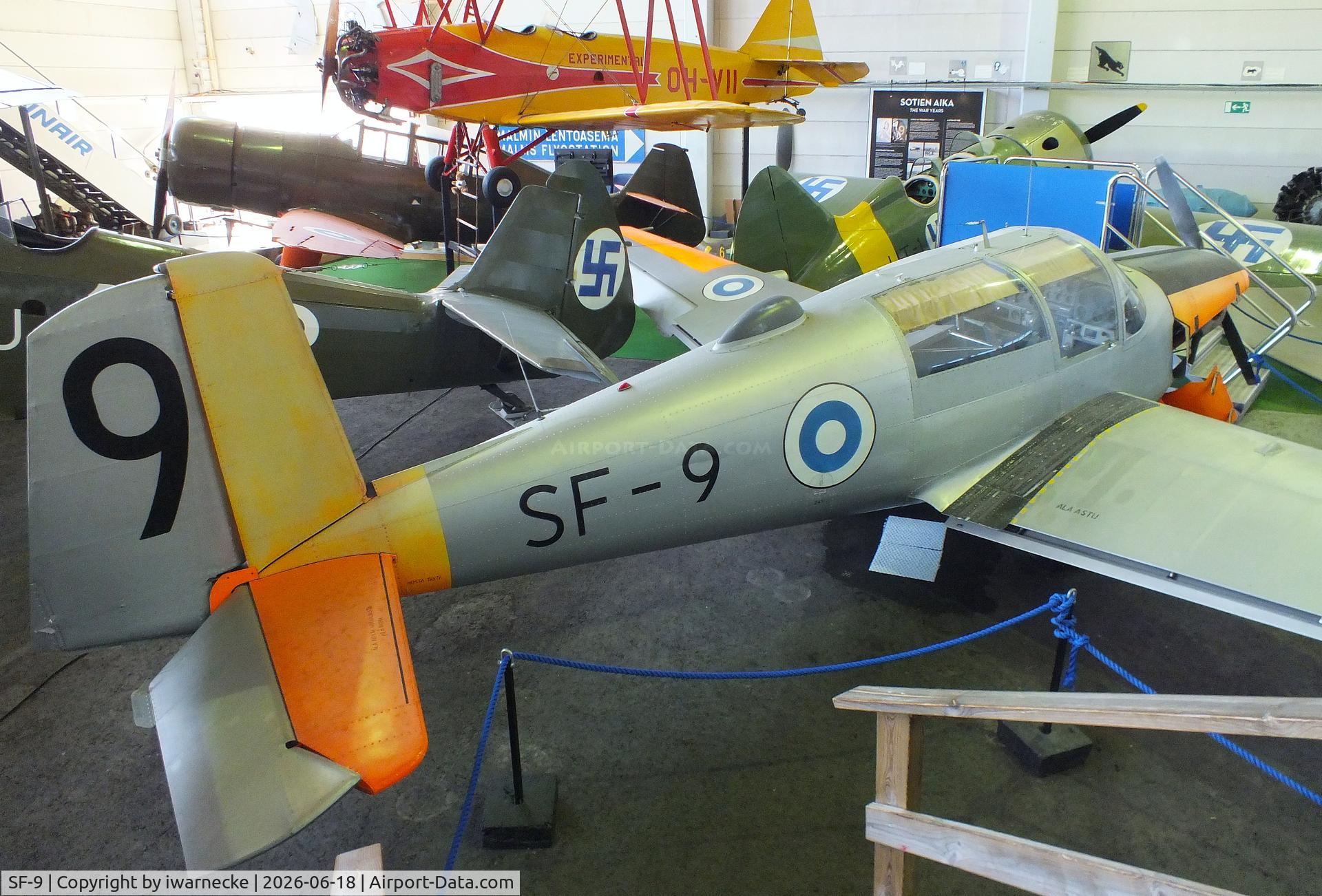 Aircraft SF-9, Saab 91D Safir, c/n 91-355, SAAB 91D Safir at the Suomen Ilmailumuseo (Finnish Aviation Museum), Vantaa, photo by iwarnecke