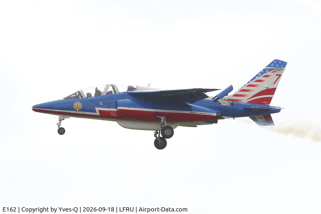 Aircraft E162, Dassault-Dornier Alpha Jet E, c/n E162, Dassault-Dornier Alpha Jet E (F-TERJ), Athos 07 of Patrouille de France 2026, On display, Morlaix-Ploujean airport (LFRU-MXN), at LFRU, photo by Yves-Q