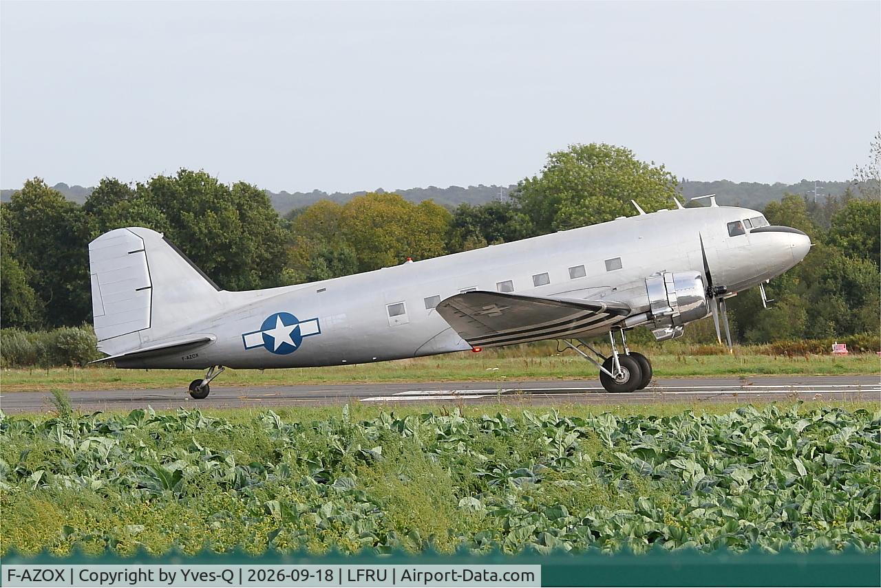 Aircraft F-AZOX, 1945 Douglas DC-3C-S1C3G (C-47B-35-DK), c/n 16604 l/n 33352, Douglas DC-3C-S1C3G, Ready to take off rwy 22, Morlaix-Ploujean airport (LFRU-MXN), at LFRU, photo by Yves-Q