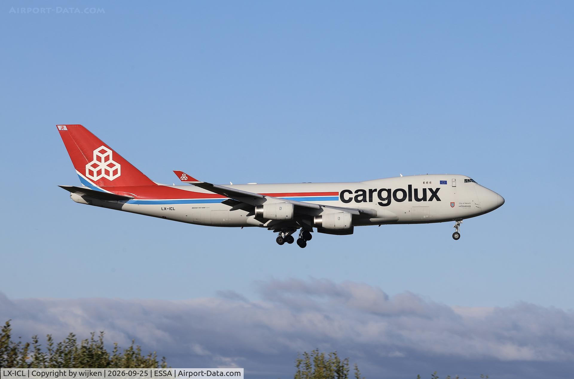 Aircraft LX-ICL, 2001 Boeing 747-467F/SCD, c/n 30805 l/n 1282, Rwy 01L, at ESSA, photo by wijken