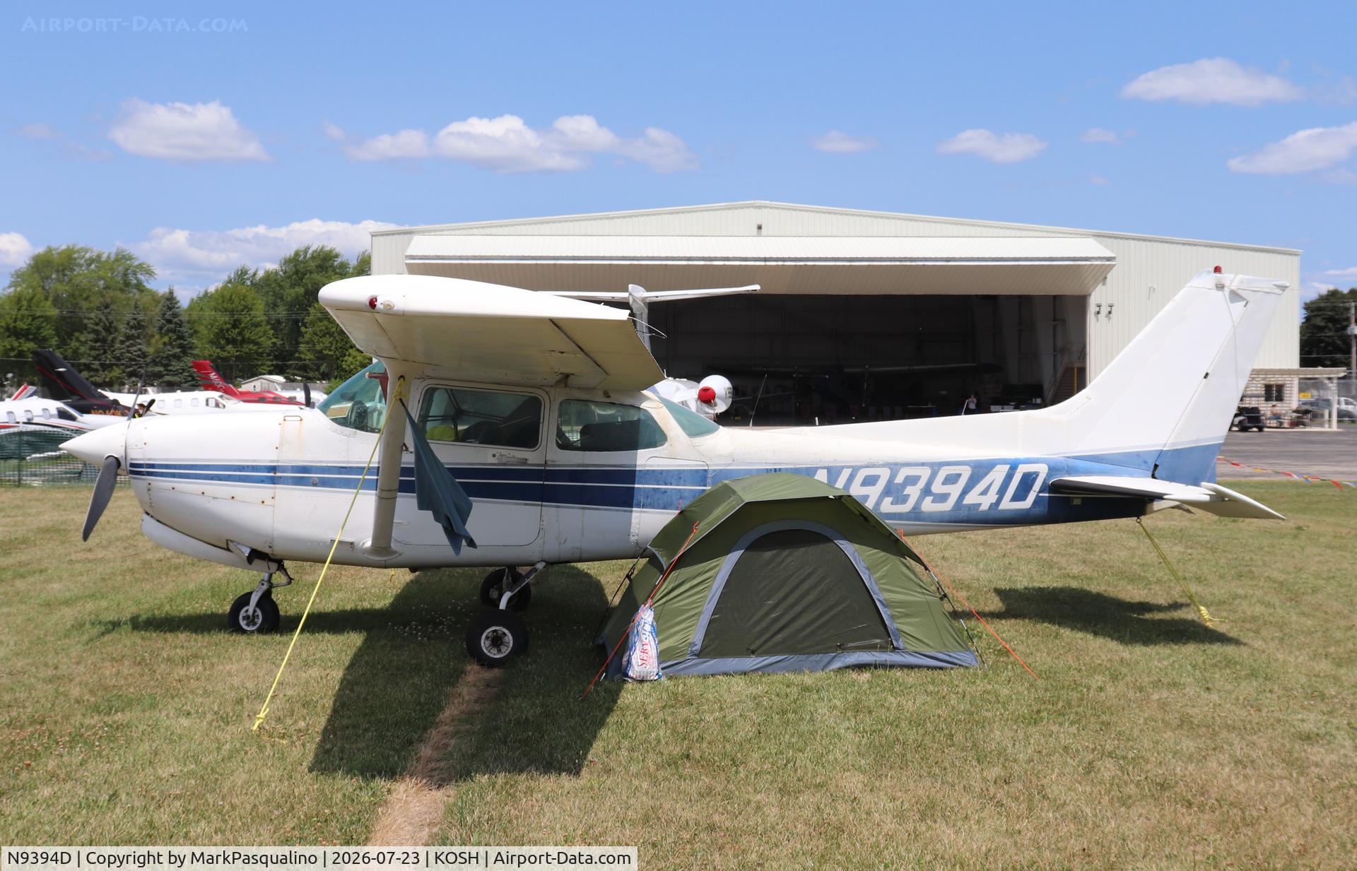 Aircraft N9394D, 1984 Cessna 172RG Cutlass RG, c/n 172RG1150, Cessna 172RG, at KOSH, photo by MarkPasqualino