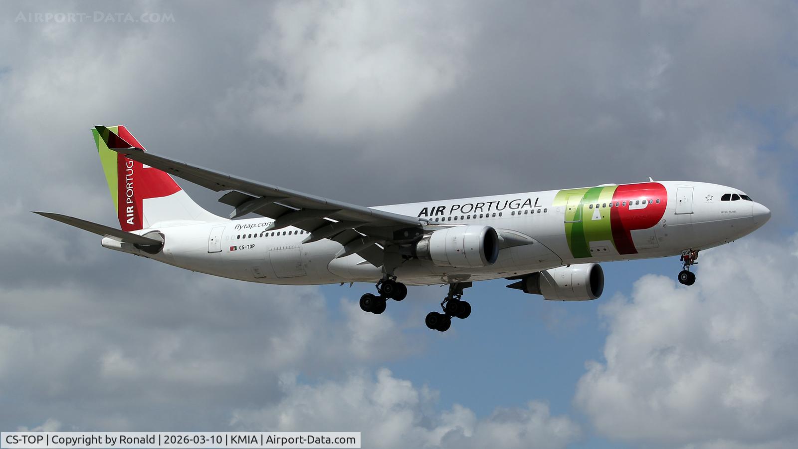 Aircraft CS-TOP, 2008 Airbus A330-202, c/n 934, at mia, at KMIA, photo by Ronald