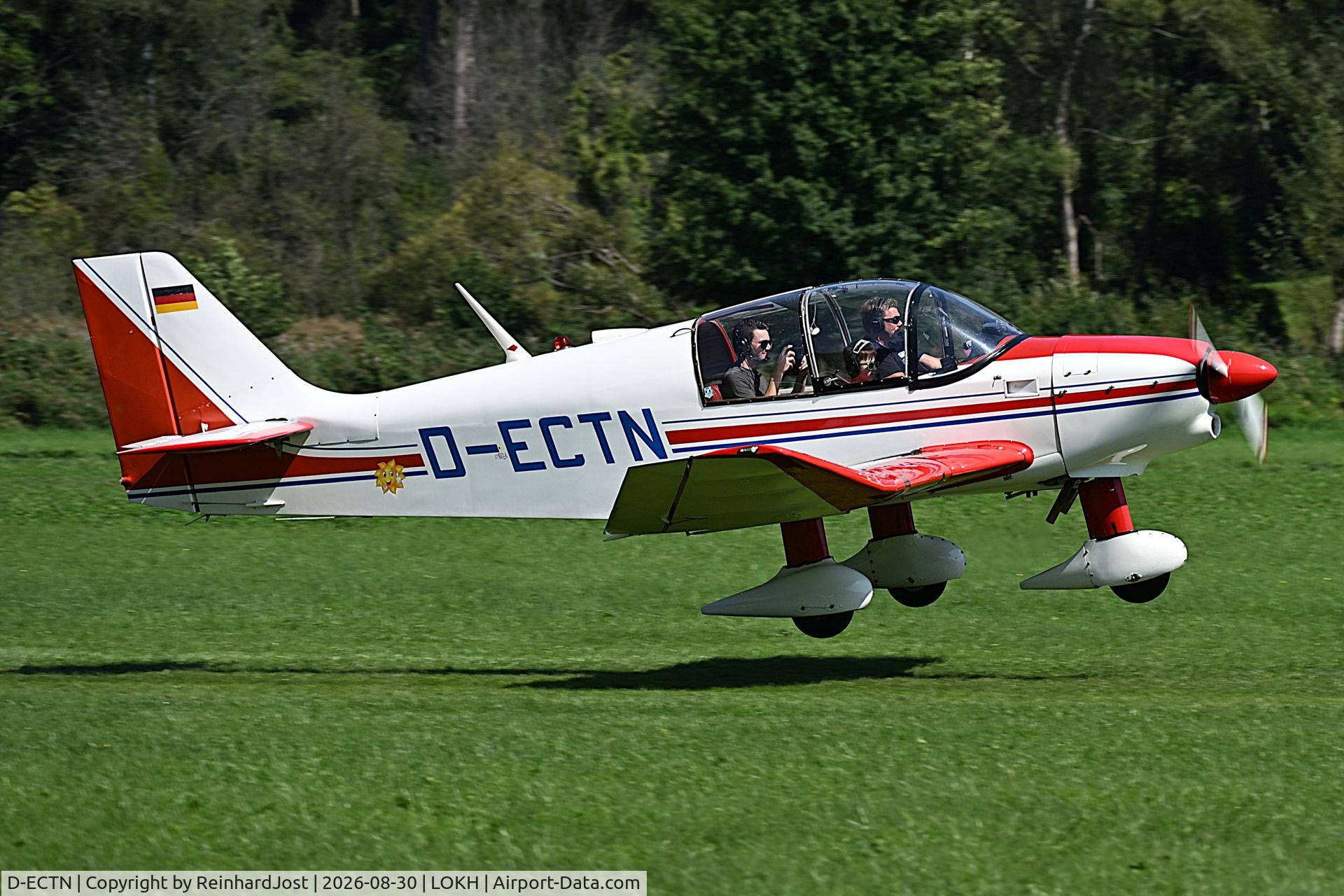 Aircraft D-ECTN, Robin DR.340 Major, c/n 439, Taking off at the Flugplatzfest Hirt 2026, at LOKH, photo by ReinhardJost