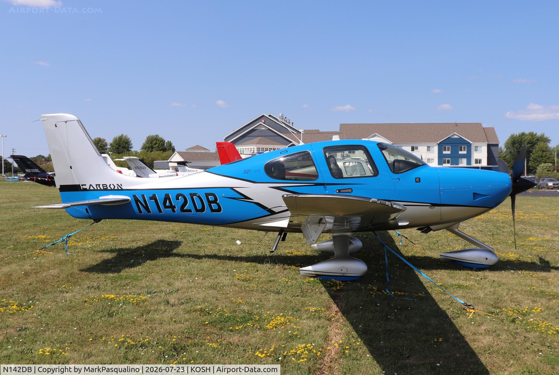 Aircraft N142DB, 2019 Cirrus SR22T, c/n 1894, Cirrus SR22T, at KOSH, photo by MarkPasqualino