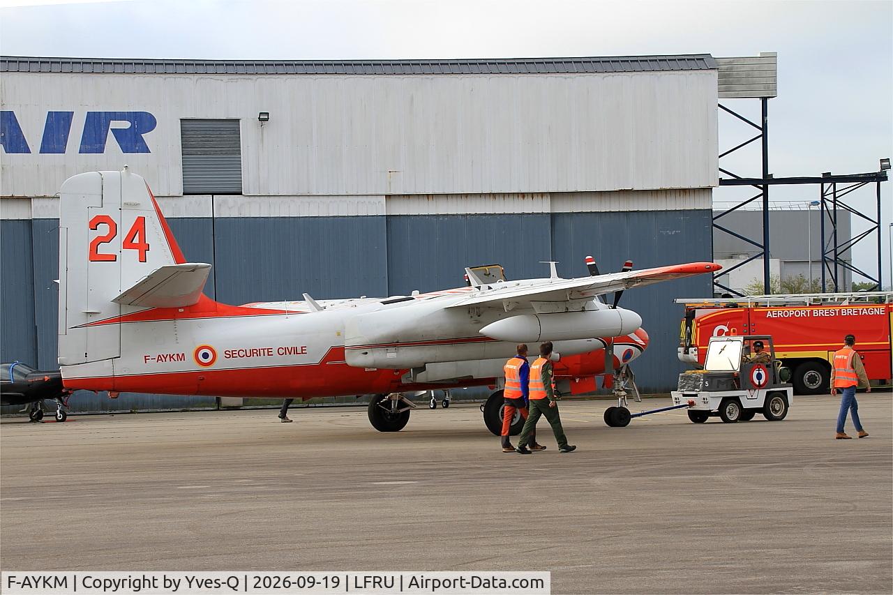 Aircraft F-AYKM, Grumman Conair S-2T Turbo Firecat, c/n 461/021, Grumman Conair S-2T Turbo Fireca, Morlaix-Ploujean airport (LFRU-MXN), at LFRU, photo by Yves-Q