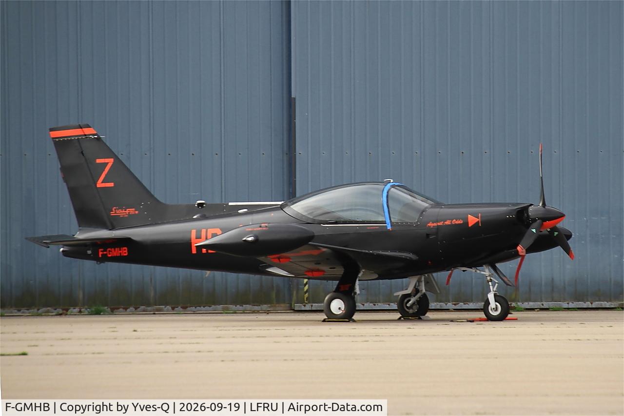 Aircraft F-GMHB, SIAI-Marchetti SF-260C, c/n 358, SIAI-Marchetti SF-260C, Parked, Morlaix-Ploujean airport (LFRU-MXN), at LFRU, photo by Yves-Q