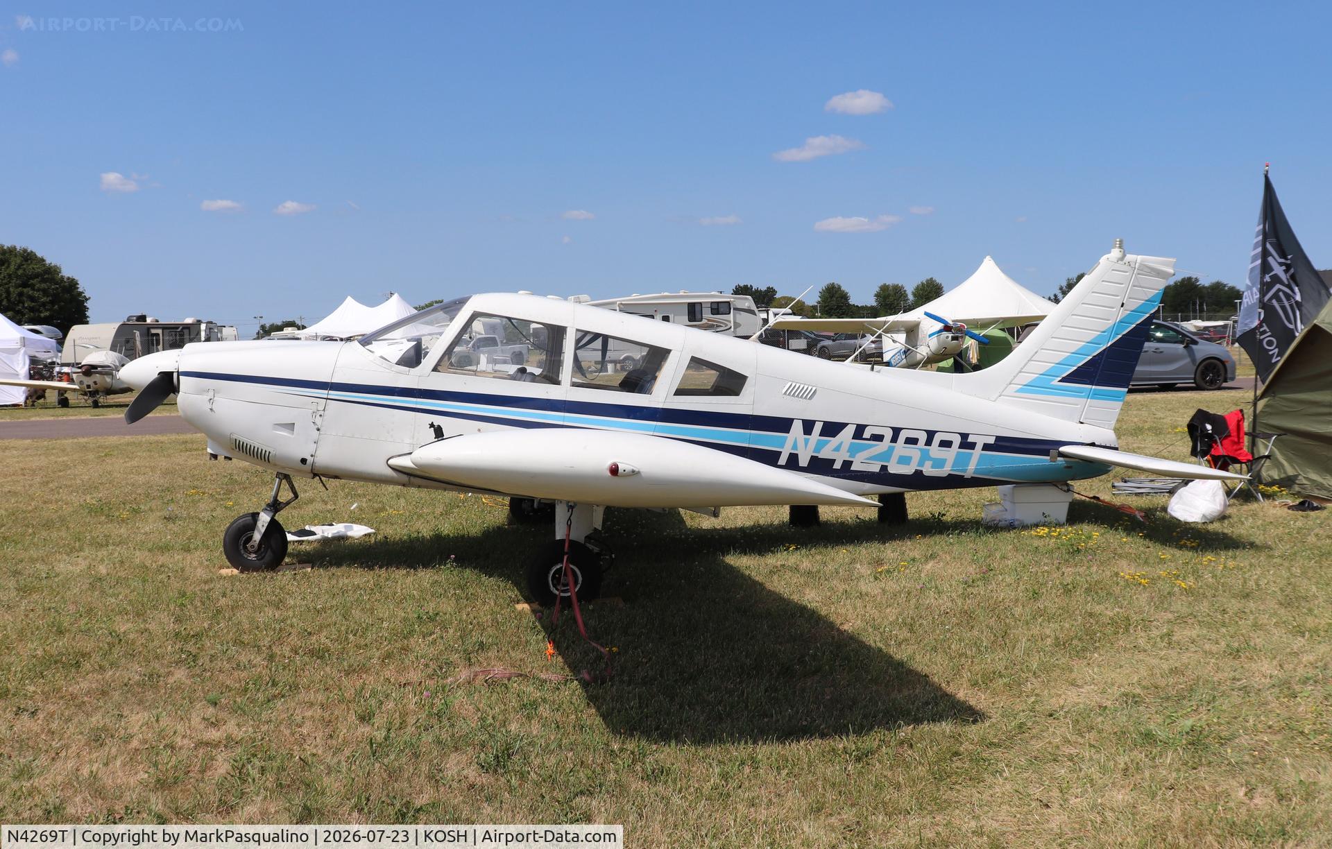 Aircraft N4269T, 1972 Piper PA-28-180, c/n 28-7205126, Piper PA-28-180, at KOSH, photo by MarkPasqualino