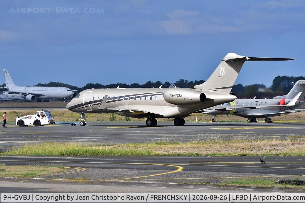 Aircraft 9H-GVBJ, 2007 Bombardier Global Express XRS, c/n 9252, Malaga (AGP) Bordeaux (BOD) Malaga (AGP) FJO97, at LFBD, photo by Jean Christophe Ravon / FRENCHSKY