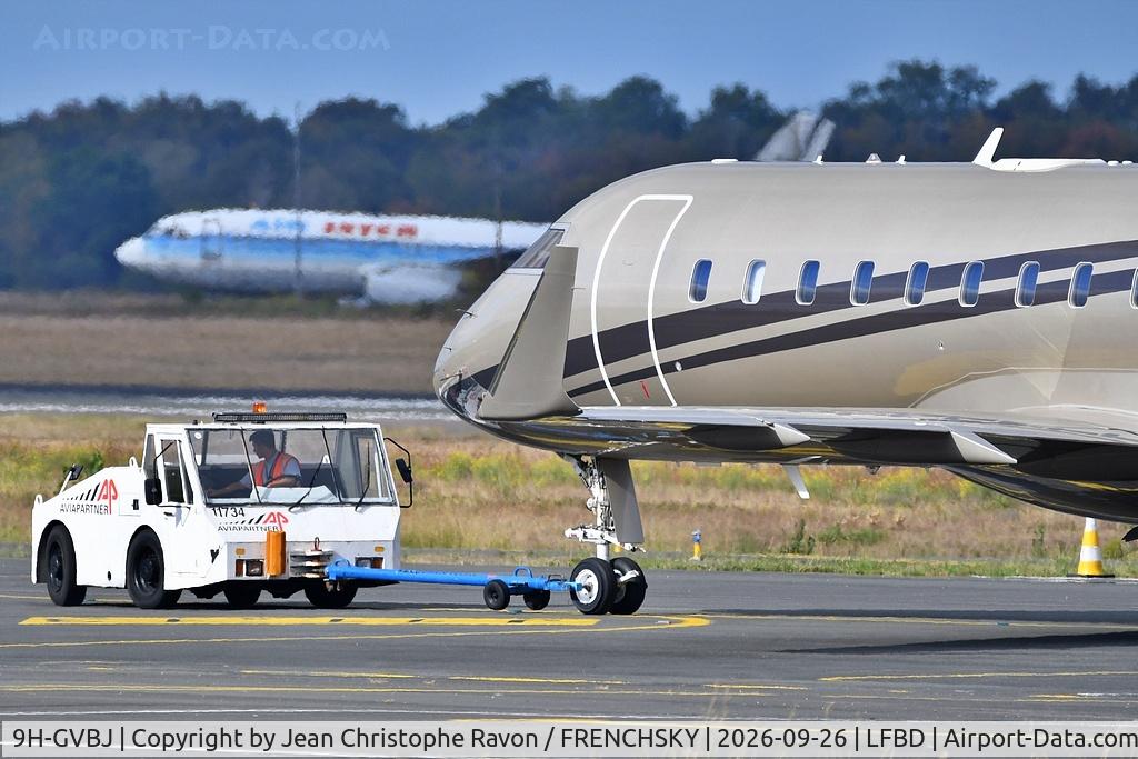 Aircraft 9H-GVBJ, 2007 Bombardier Global Express XRS, c/n 9252, Malaga (AGP) Bordeaux (BOD) Malaga (AGP) FJO97, at LFBD, photo by Jean Christophe Ravon / FRENCHSKY