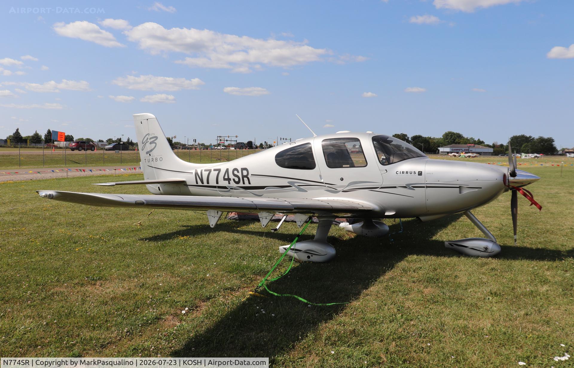 Aircraft N774SR, 2007 Cirrus SR22 G3 GTS Turbo, c/n 2747, Cirrus SR22 G3 GTS, at KOSH, photo by MarkPasqualino