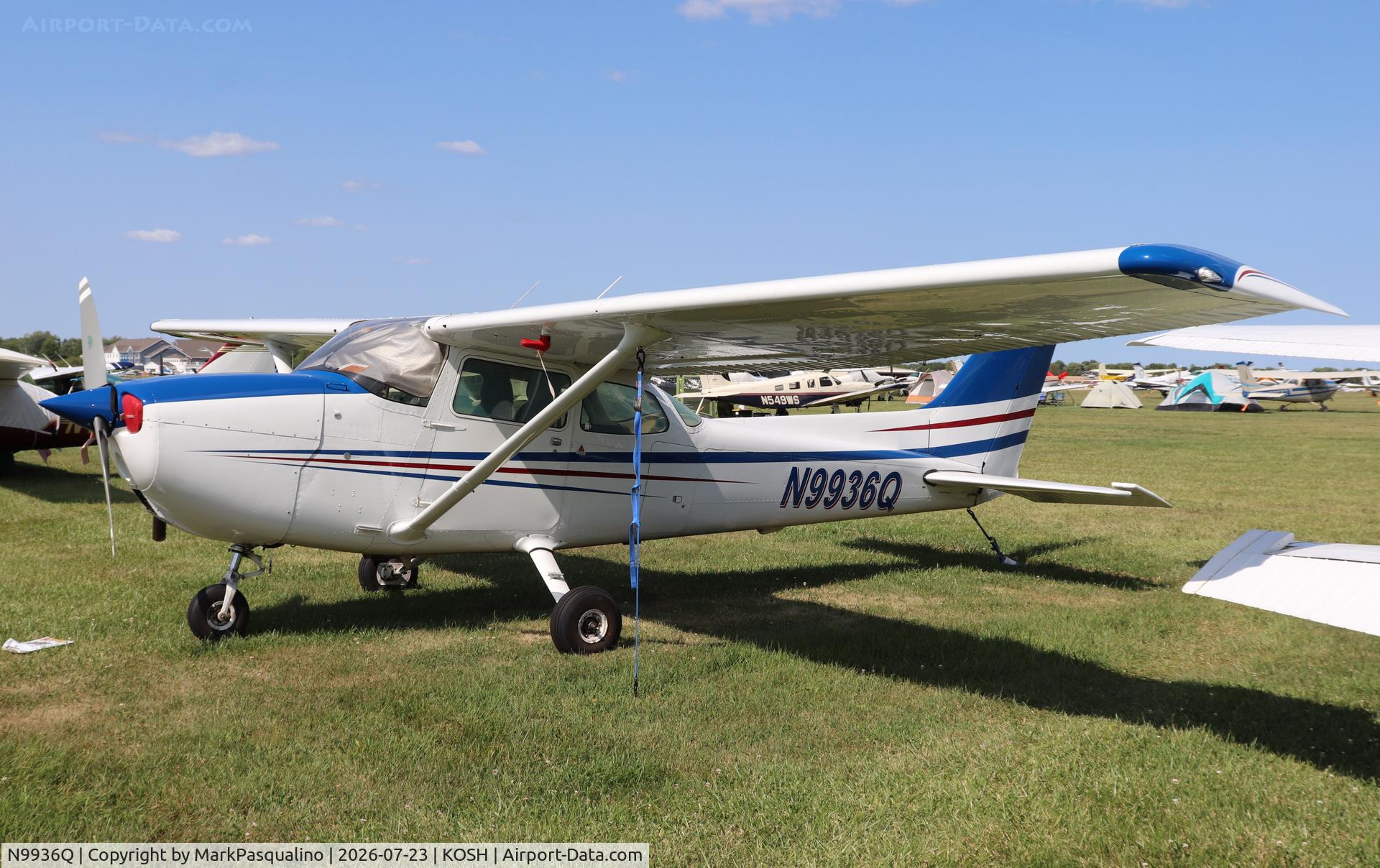 Aircraft N9936Q, 1975 Cessna 172M, c/n 17265880, Cessna 172M, at KOSH, photo by MarkPasqualino