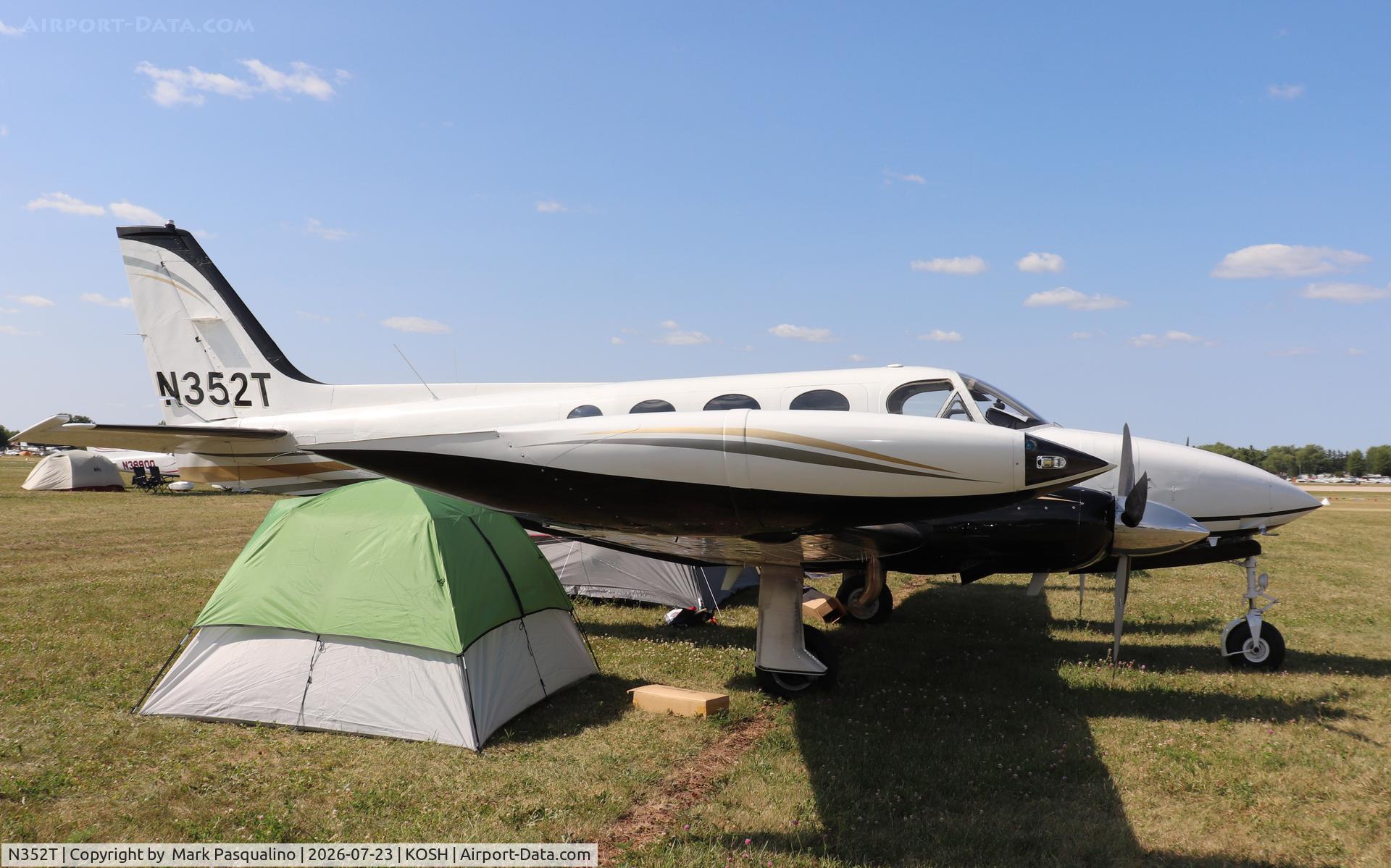 Aircraft N352T, 1973 Cessna 340, c/n 340-0227, Cessna 340, at KOSH, photo by Mark Pasqualino