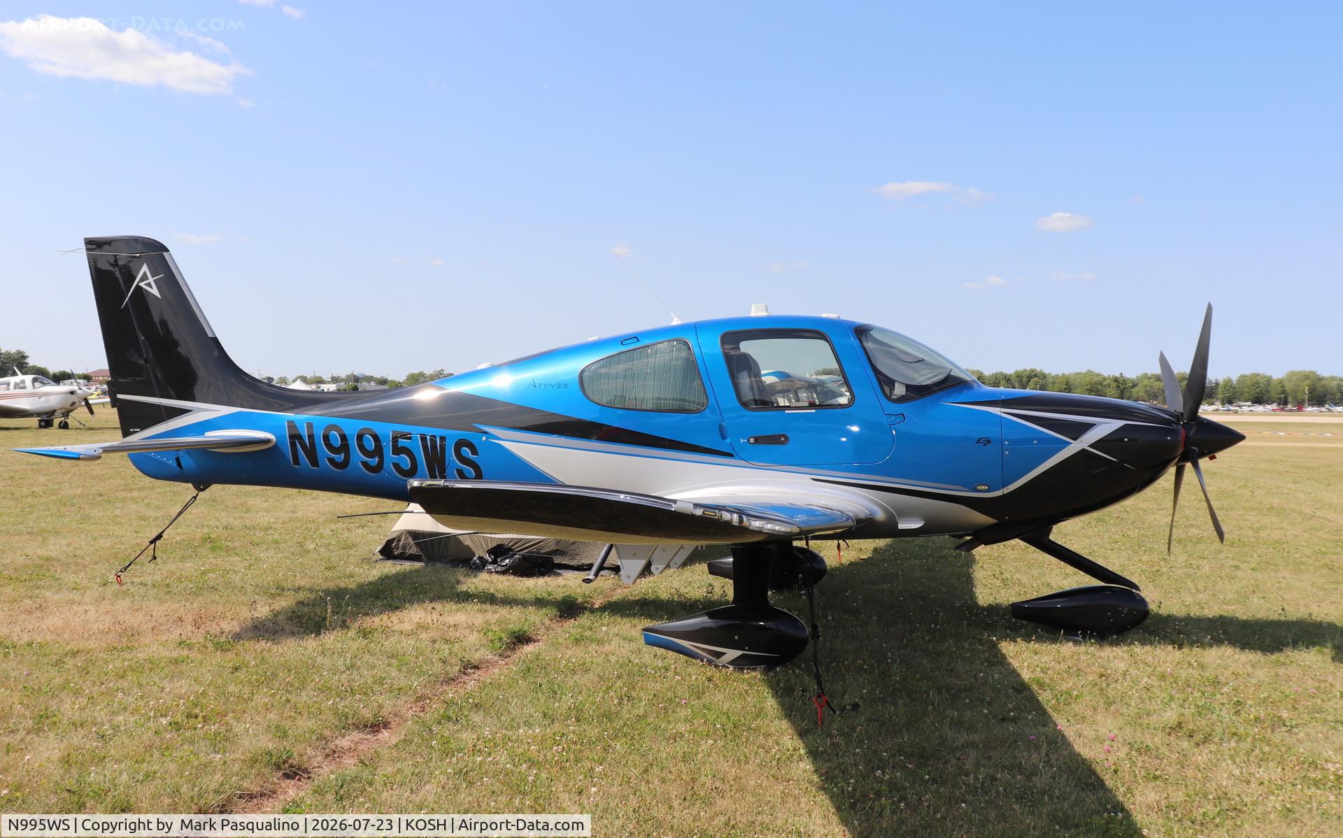Aircraft N995WS, 2026 Cirrus Design Corp SR22T, c/n 11206, Cirrus SR22T, at KOSH, photo by Mark Pasqualino
