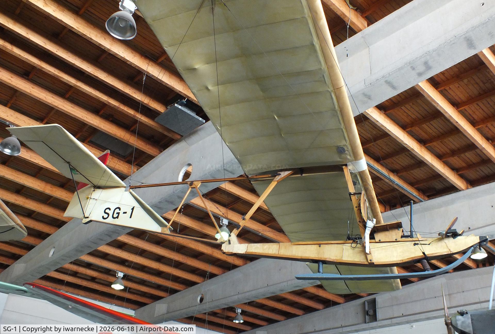 Aircraft SG-1, Schneider DFS 108-14 SG-38 Schulgleiter, c/n 79, Schneider DFS 108-14 SG-38 Schulgleiter at the Suomen Ilmailumuseo (Finnish Aviation Museum), Vantaa, photo by iwarnecke