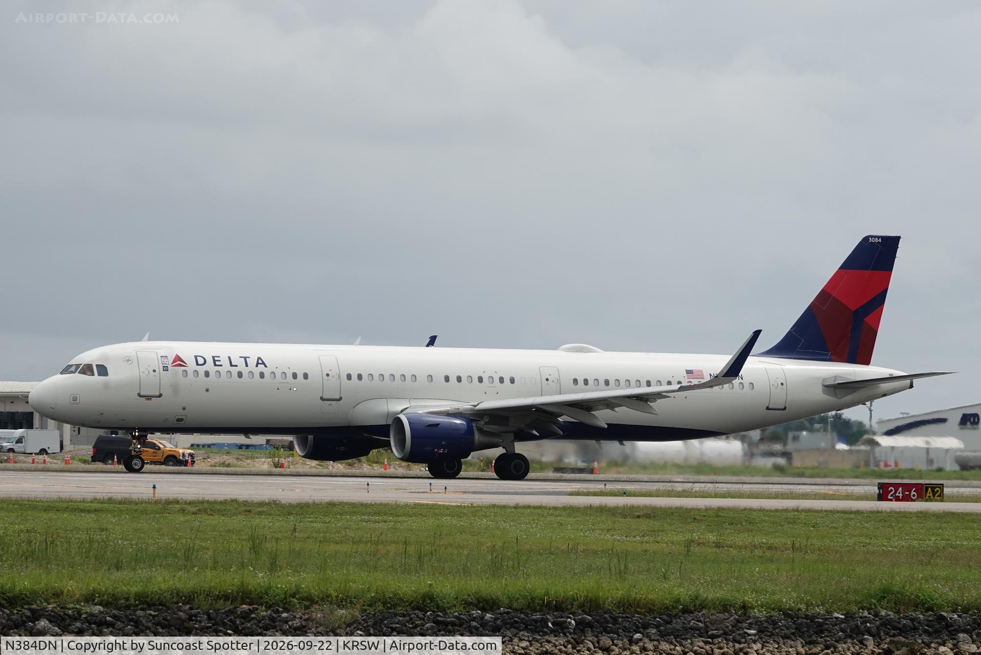 Aircraft N384DN, 2019 Airbus A321-211, c/n 8974, Delta 2400 departs Southwest Florida International Airport enroute to Minneapolis-St Paul International Airport, at KRSW, photo by Suncoast Spotter