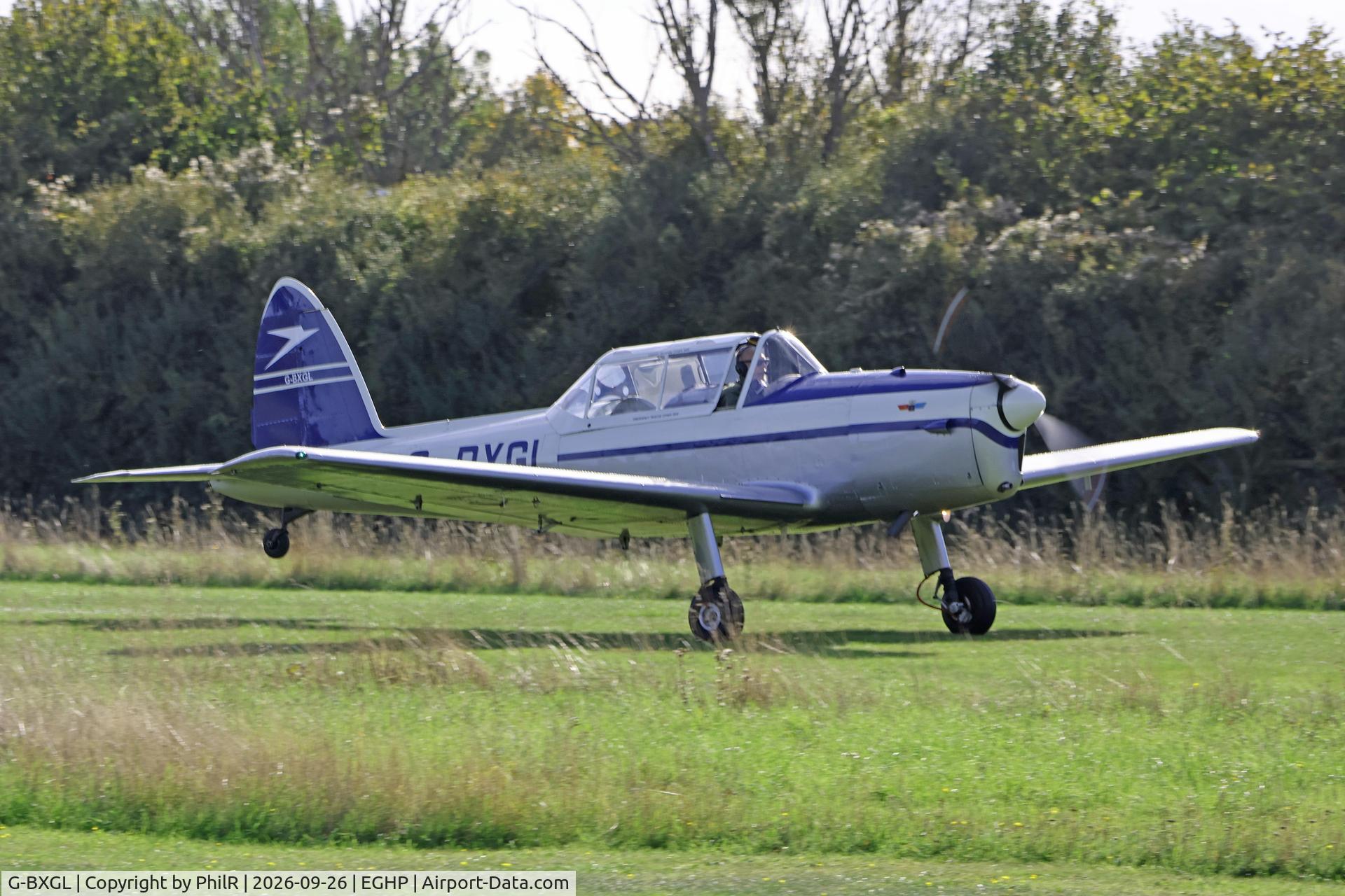 Aircraft G-BXGL, 1953 De Havilland DHC-1 Chipmunk T.10, c/n C1/0924, G-BXGL 1953 DHC-1 Chipmunk 22 STOL Championship Popham, at EGHP, photo by PhilR