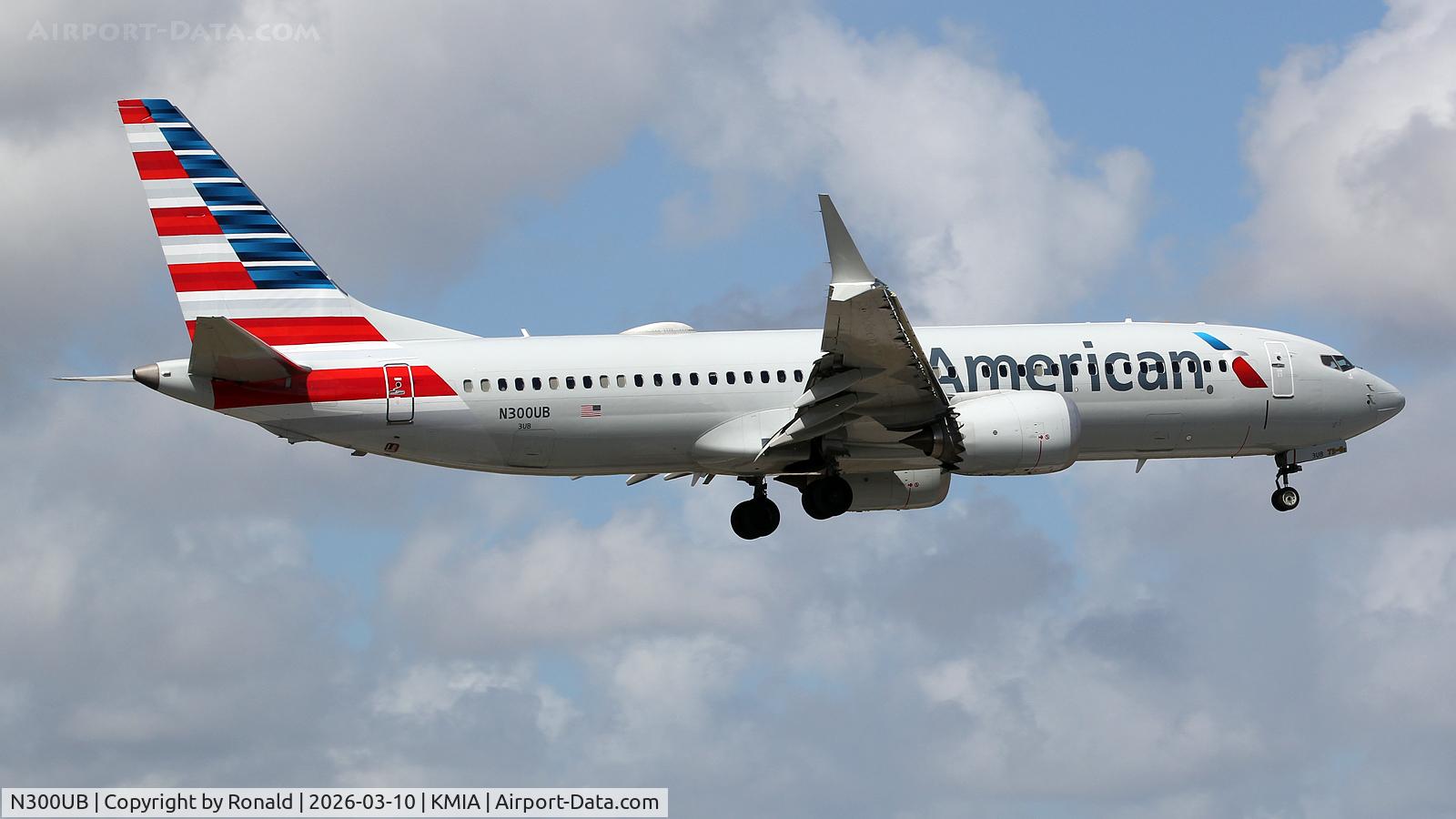 Aircraft N300UB, 2025 Boeing 737-8 MAX, c/n 44506 l/n 9032, at mia, at KMIA, photo by Ronald
