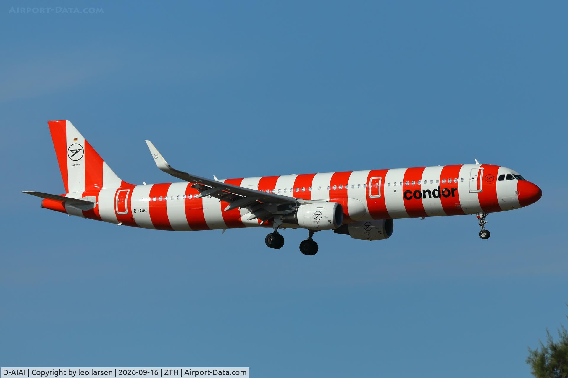 Aircraft D-AIAI, 2016 Airbus A321-211, c/n 7127, Zakynthos 16.9.2026, at ZTH, photo by leo larsen
