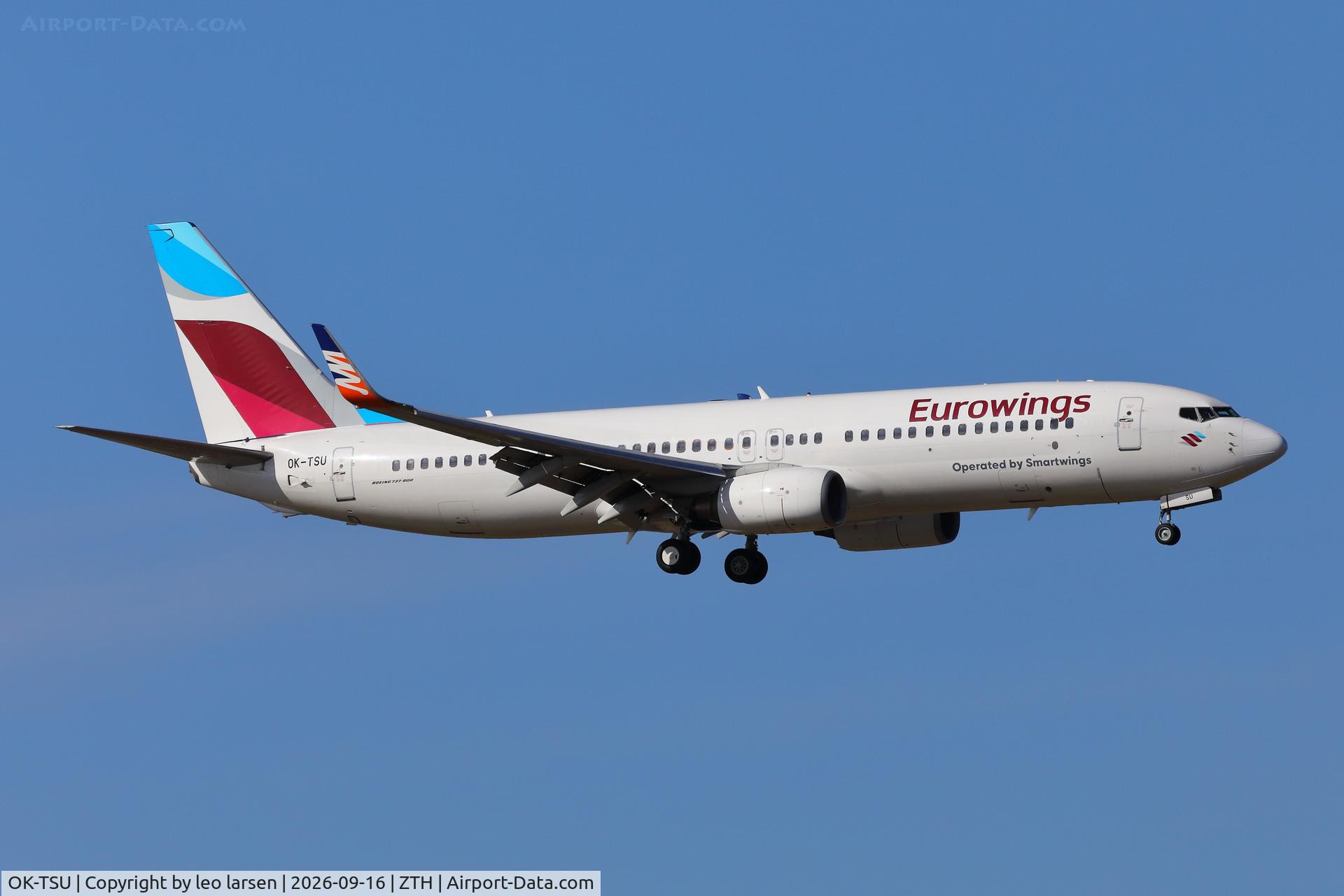 Aircraft OK-TSU, 2010 Boeing 737-8FZ, c/n 31717 l/n 3237, Zakynthos 16.9.2026, at ZTH, photo by leo larsen
