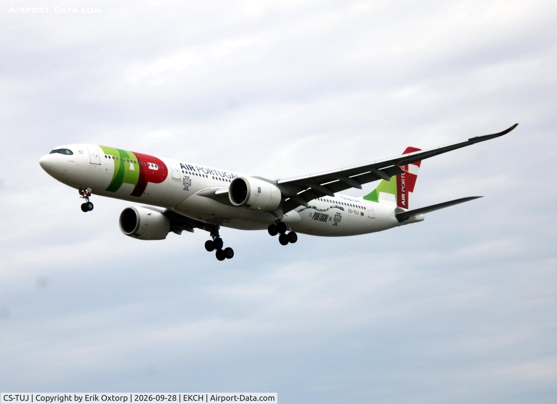 Aircraft CS-TUJ, 2019 Airbus A330-941, c/n 1909, CS-TUJ landing rw 22L, at EKCH, photo by Erik Oxtorp
