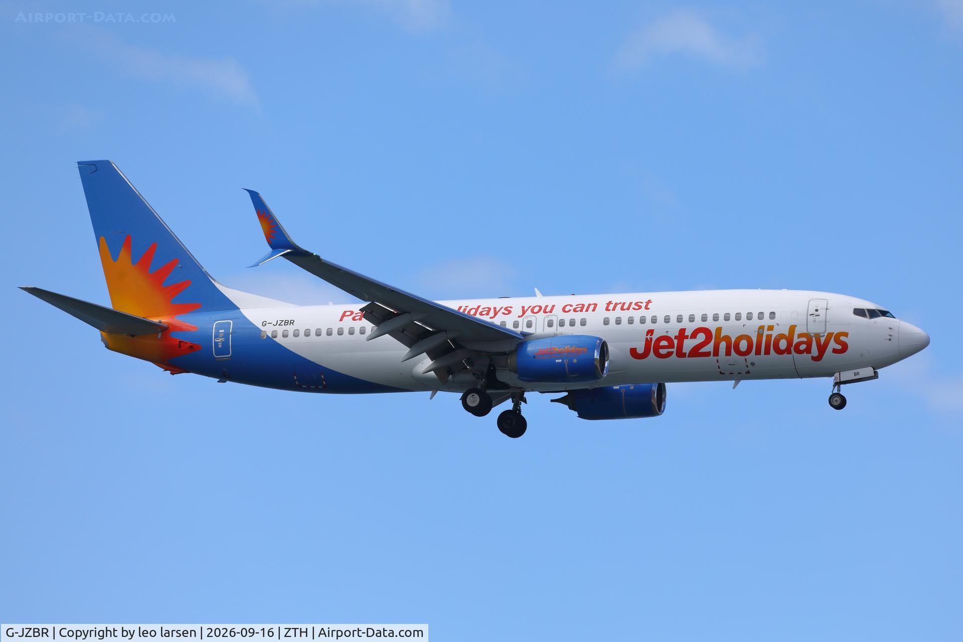 Aircraft G-JZBR, 2018 Boeing 737-800, c/n 64441, Zakynthos 16.9.2026, at ZTH, photo by leo larsen