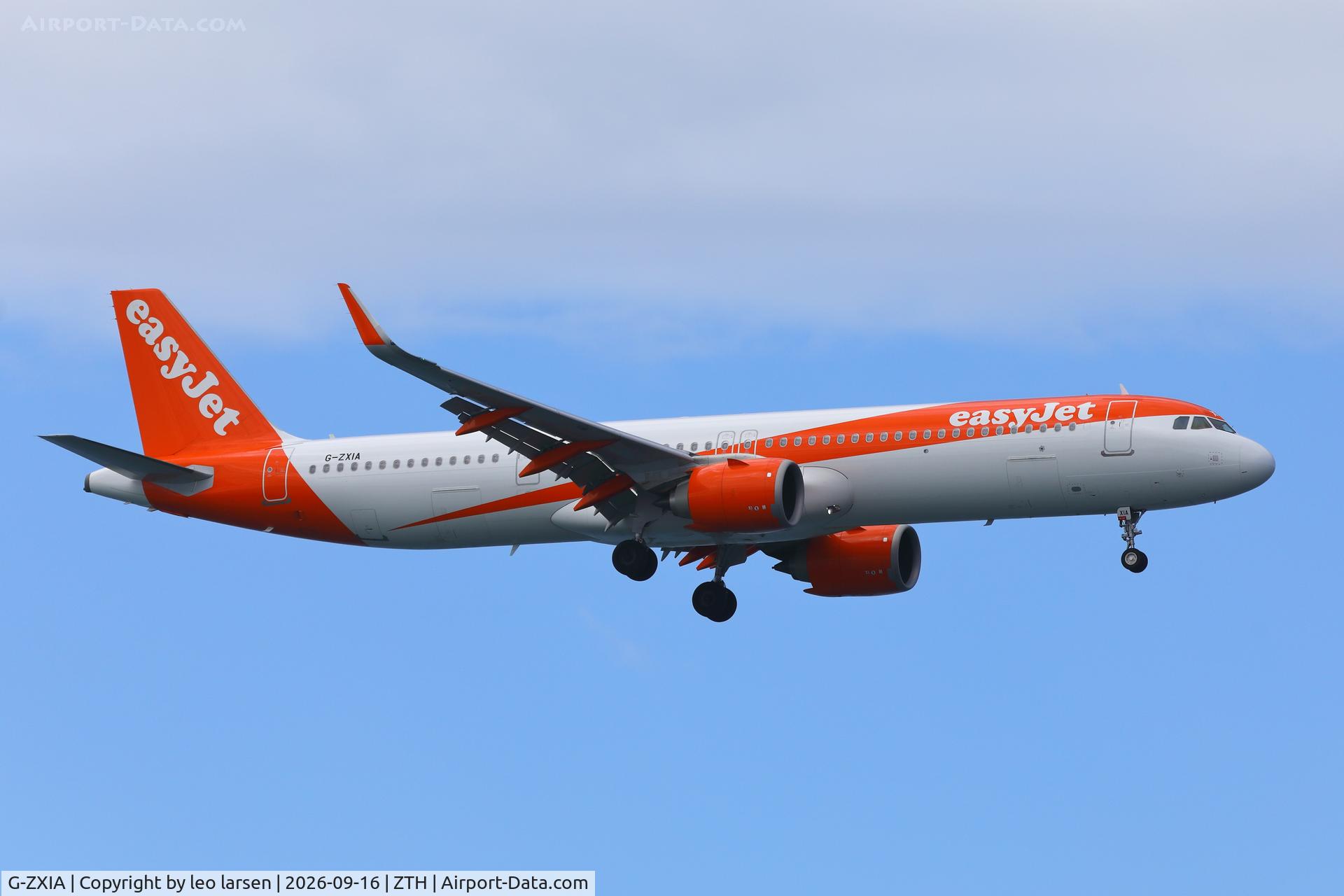 Aircraft G-ZXIA, 2018 Boeing 737-800, c/n 64441, Zakynthos 16.9.2026, at ZTH, photo by leo larsen