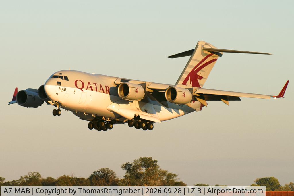 Aircraft A7-MAB, 2009 Boeing C-17A Globemaster III, c/n F-209/QA-2, Qatar - Emiri Boeing C-17 Globemaster III, at LZIB, photo by ThomasRamgraber