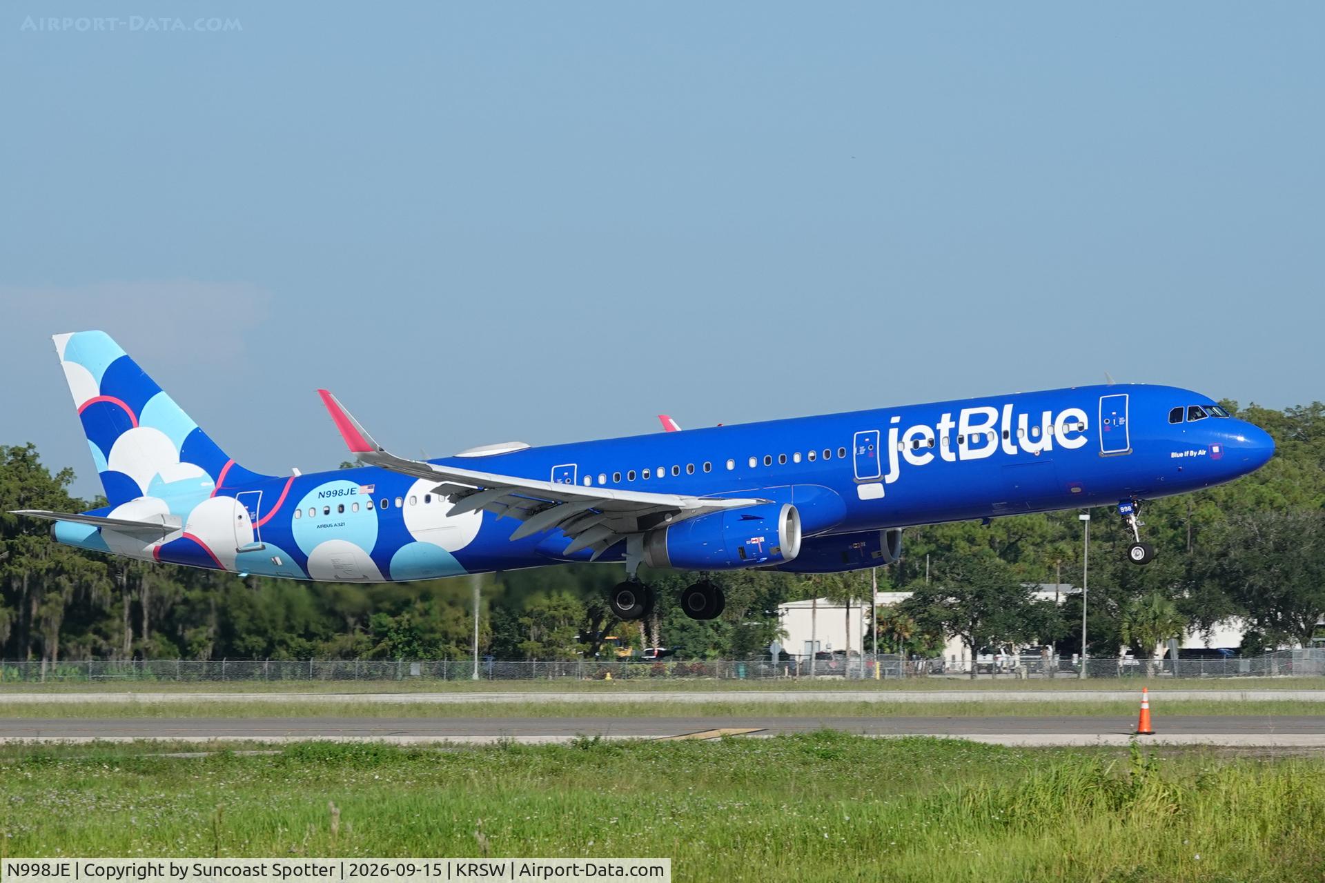 Aircraft N998JE, 2018 Airbus A320-231, c/n 8525, JetBlue 165 arrives at Southwest Florida International Airport following flight from Boston Logan International Airport, at KRSW, photo by Suncoast Spotter