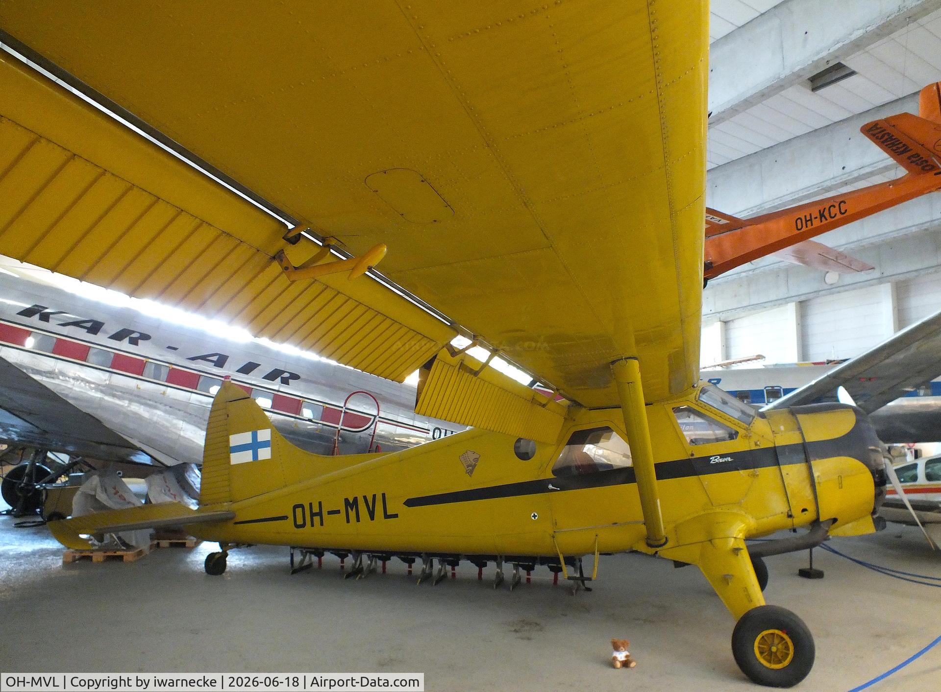 Aircraft OH-MVL, 1947 De Havilland Canada DHC-2 Beaver, c/n 141, De Havilland Canada DHC-2 Beaver at the Suomen Ilmailumuseo (Finnish Aviation Museum), Vantaa, photo by iwarnecke